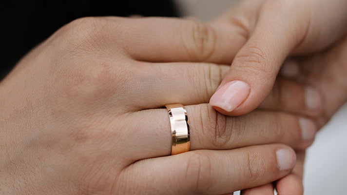 Men's Wedding Band Buying Guide 2023
