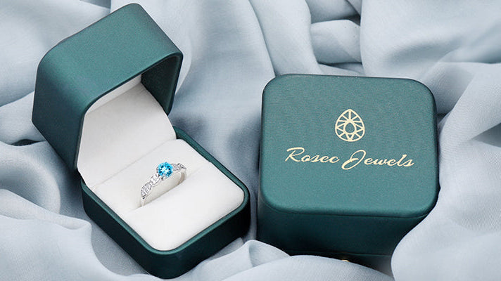 9 Best Blue Topaz Engagement Rings That You Must Buy for Her