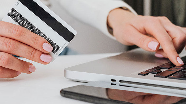 How Can you Buy Jewelry Online? (2023 Guide)