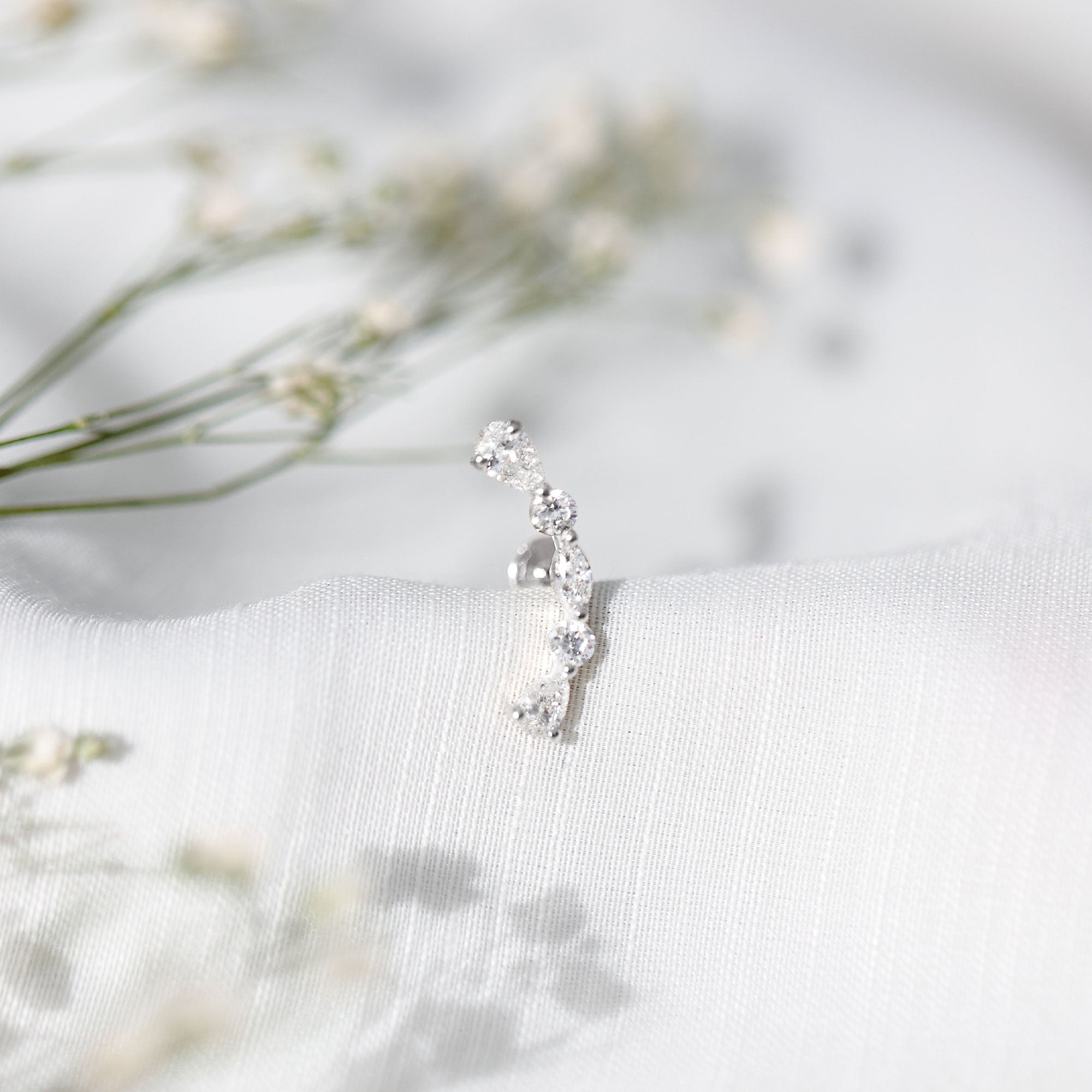 Simple Diamond Curved Crawler Earring for Helix Piercing Lab - ( EF-VS ) - Rosec Jewels