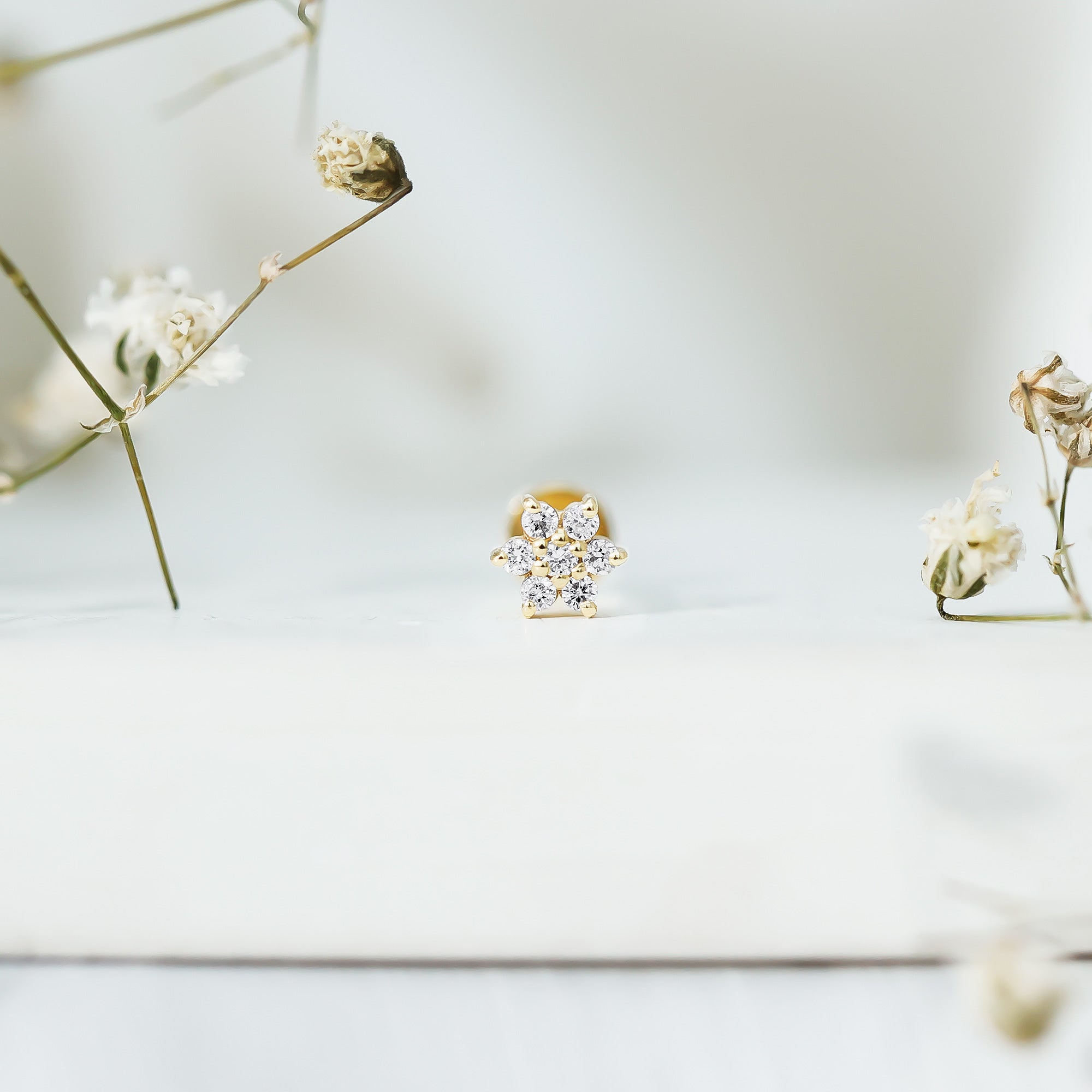 Simple Diamond Flower Cartilage Earring Lab - ( EF-VS ) - Rosec Jewels