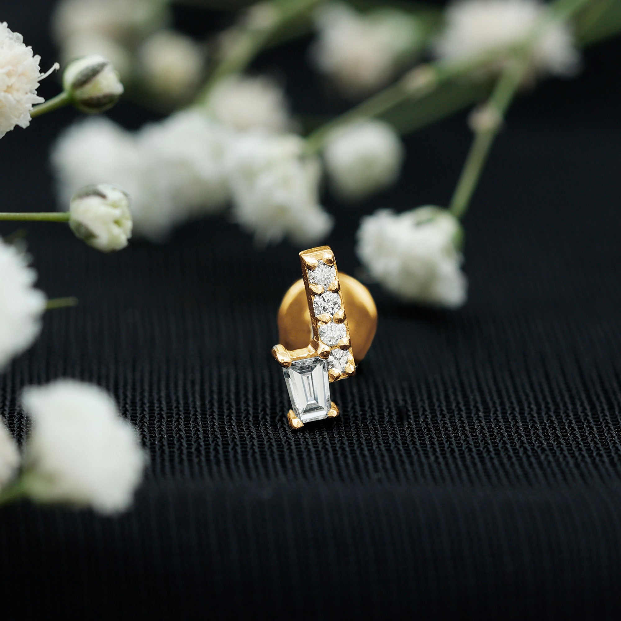 Minimalist Diamond Tragus Piercing Earring Natural - ( HI-SI ) - Rosec Jewels