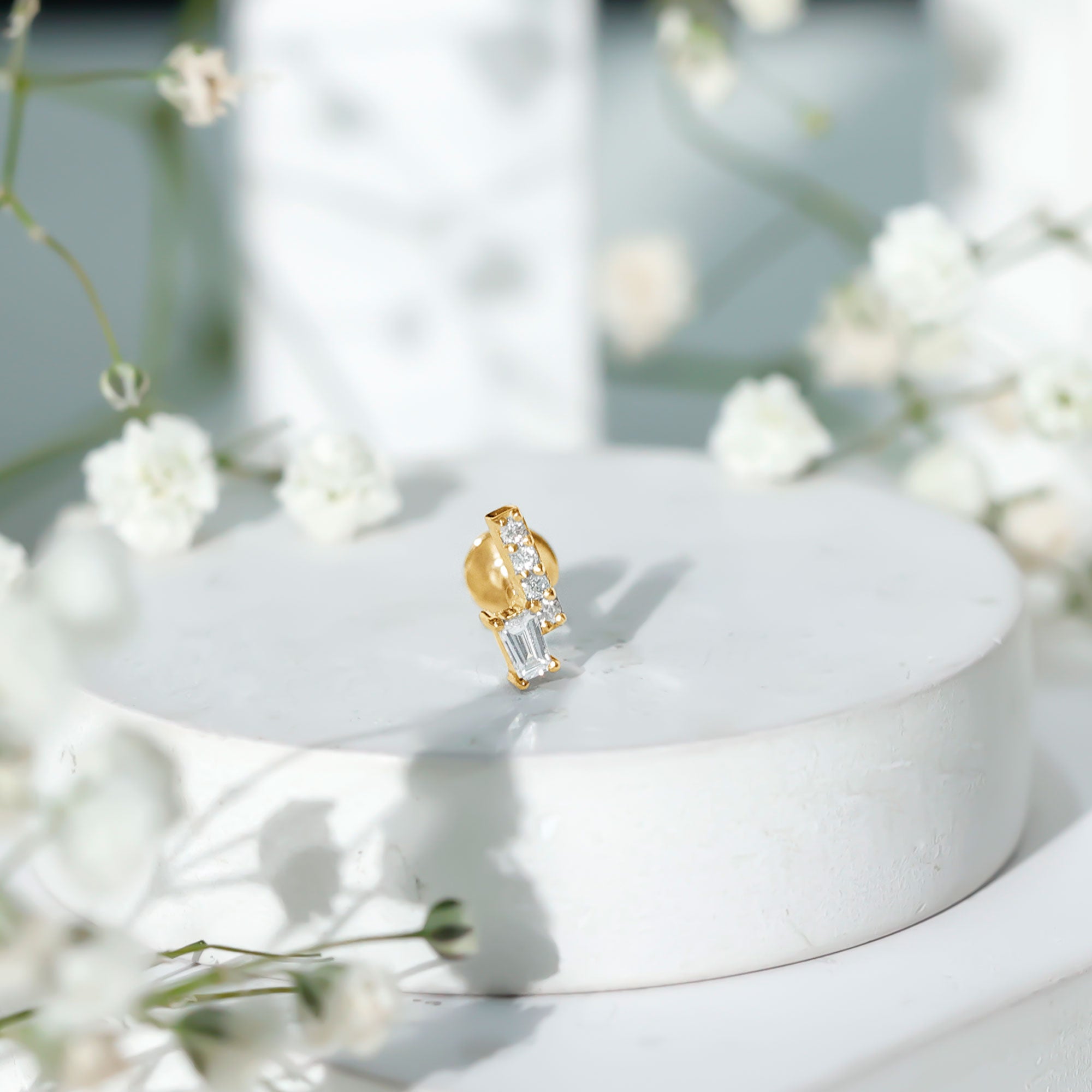Minimalist Diamond Tragus Piercing Earring Natural - ( HI-SI ) - Rosec Jewels