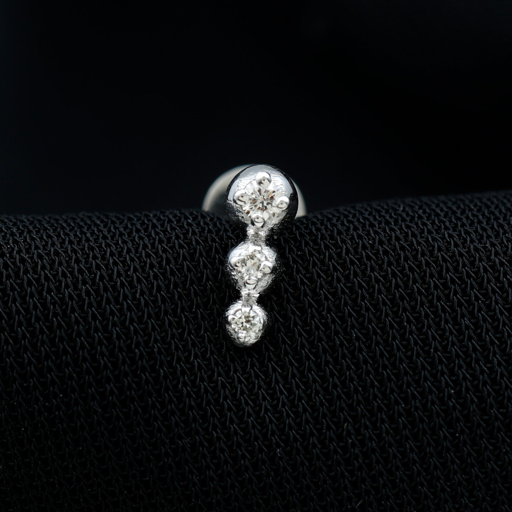 Natural Round Diamond Three Stone Tragus Earring Natural - ( HI-SI ) - Rosec Jewels