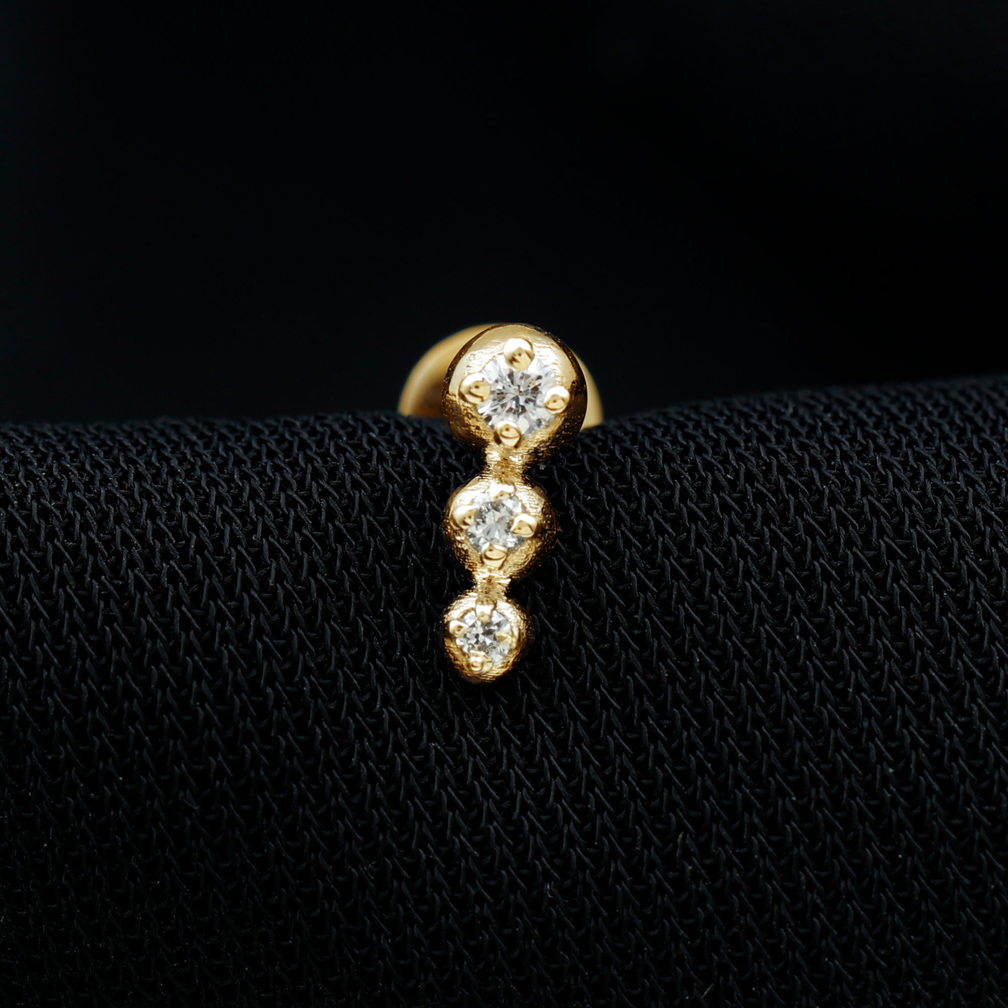 Natural Round Diamond Three Stone Tragus Earring Natural - ( HI-SI ) - Rosec Jewels
