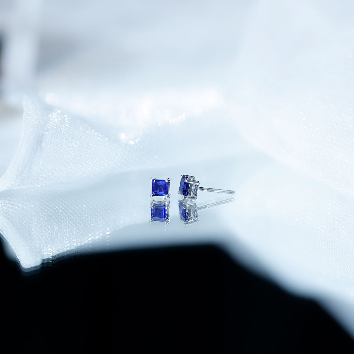 0.9 Carat Solitaire Blue Sapphire Princess Cut Stud Earrings AAA - Rosec Jewels