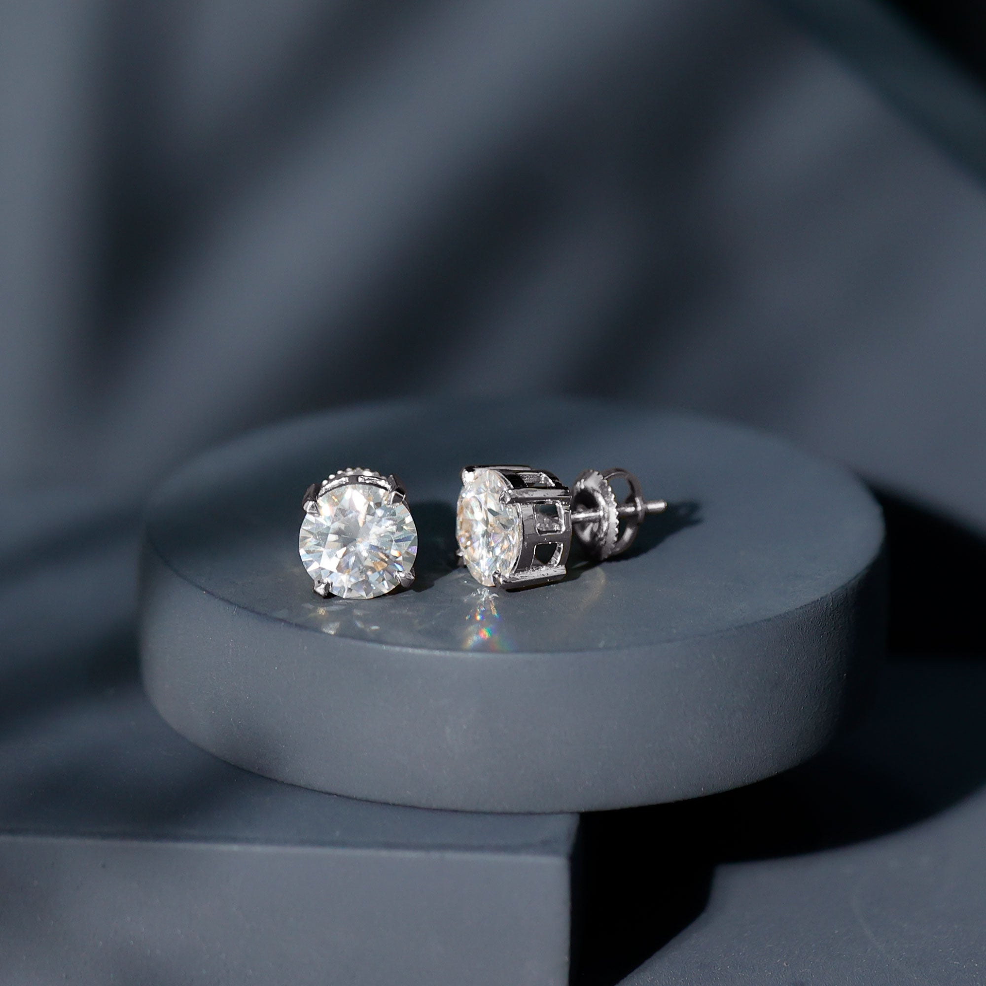 2 Carat Round Cut Moissanite Solitaire Stud Earrings D-VS1 - Rosec Jewels