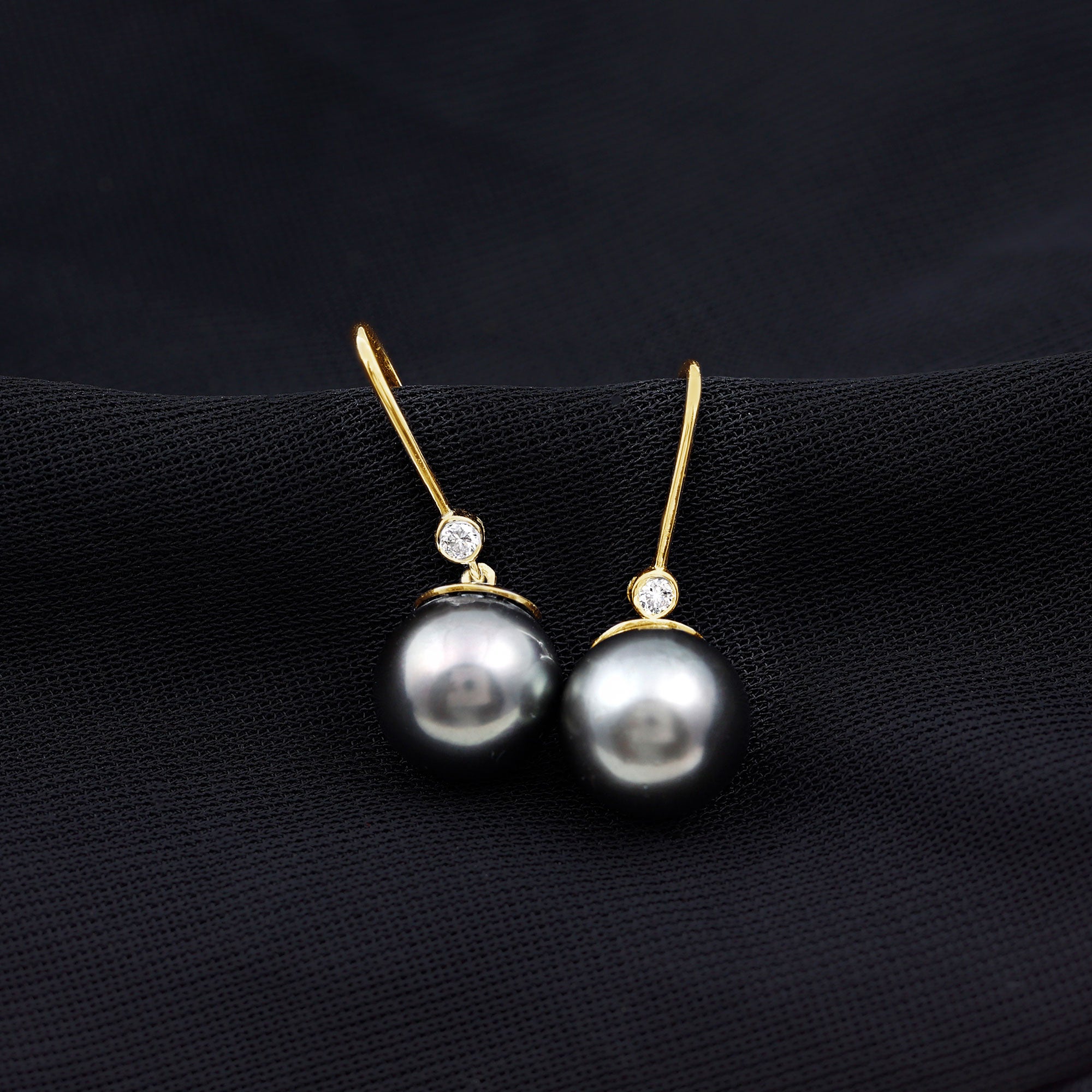 16 Carat Tahitian Black Pearl Dangling Earrings with Diamond AAA - Rosec Jewels