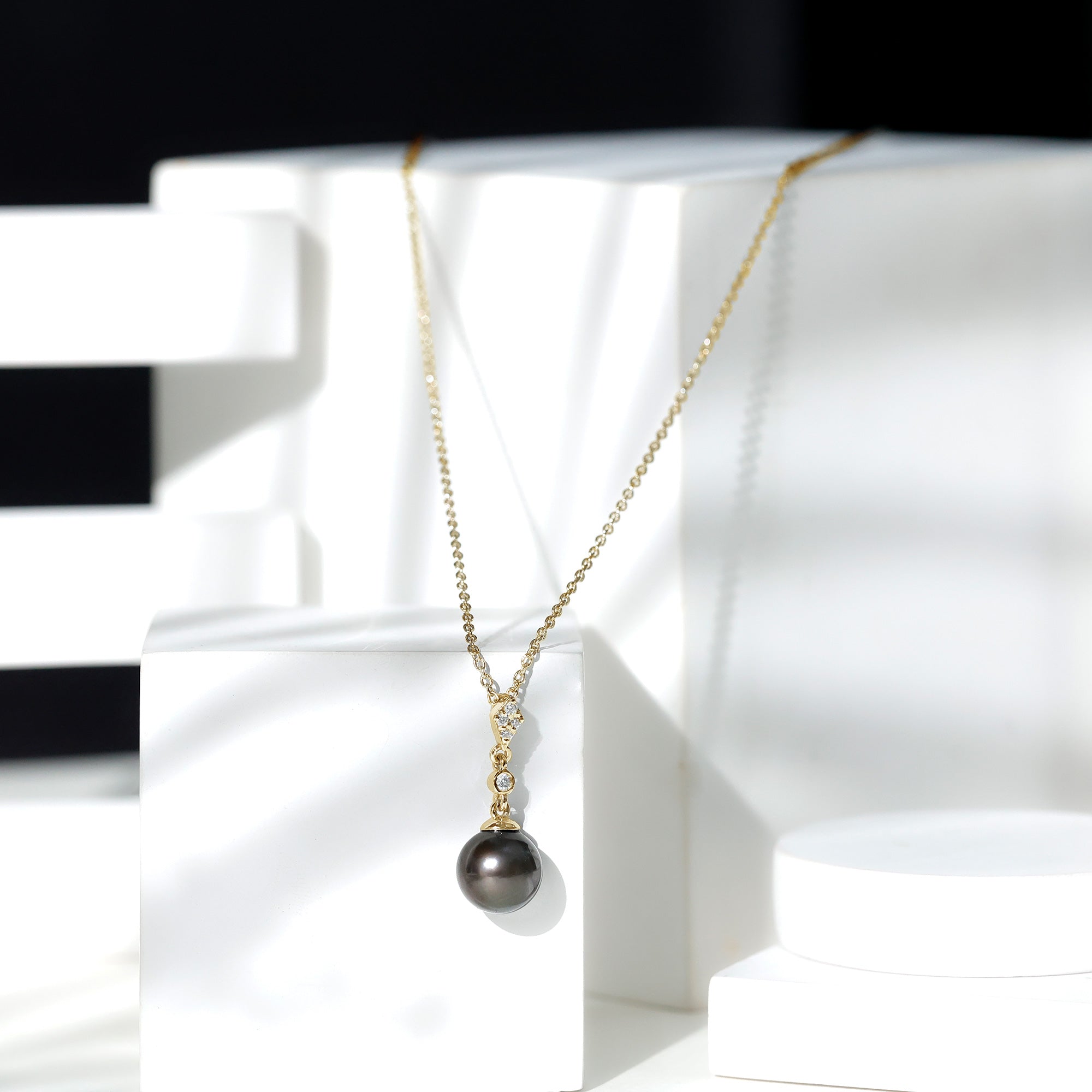 8 Carat Natural Tahitian Black Pearl Dangle Pendant with Diamond AAA - Rosec Jewels