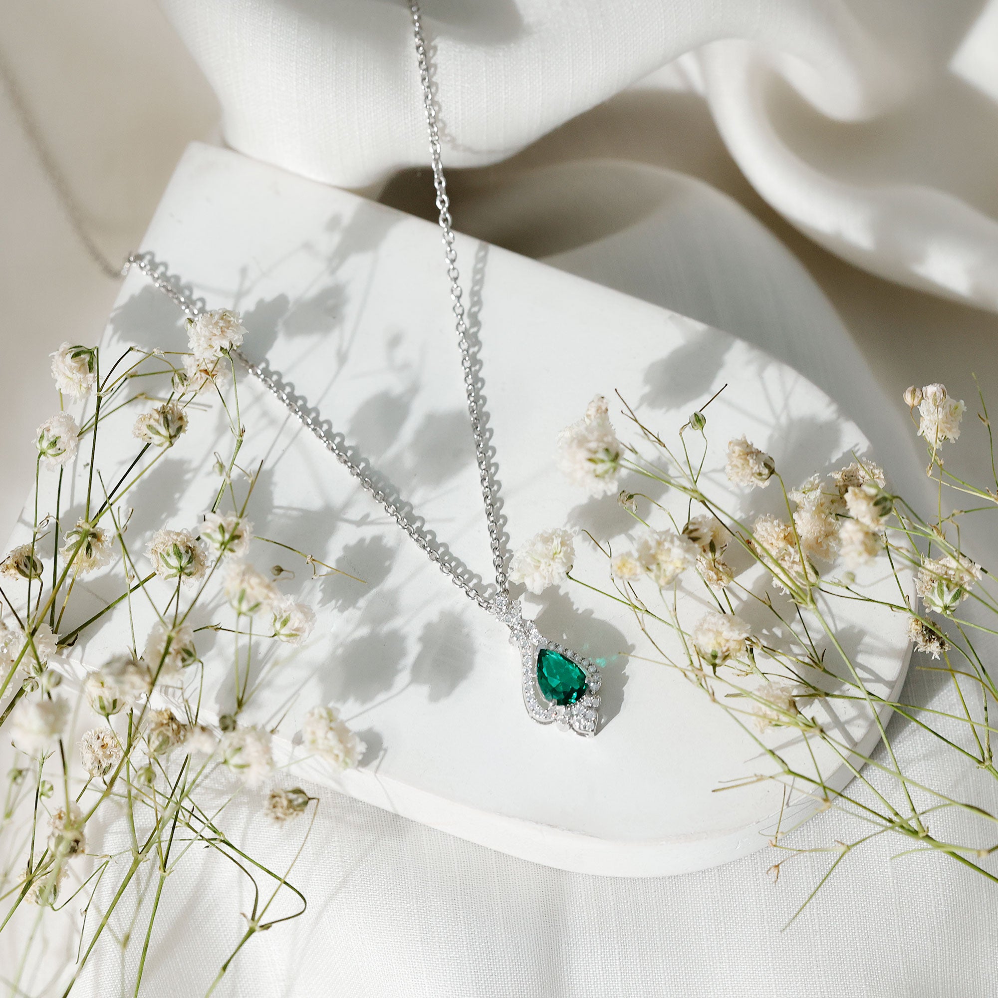 Vintage Inspired Lab Grown Emerald 0.75 Carat Bridal Necklace with Silver Chain AAAA 92.5 Sterling Silver - Rosec Jewels