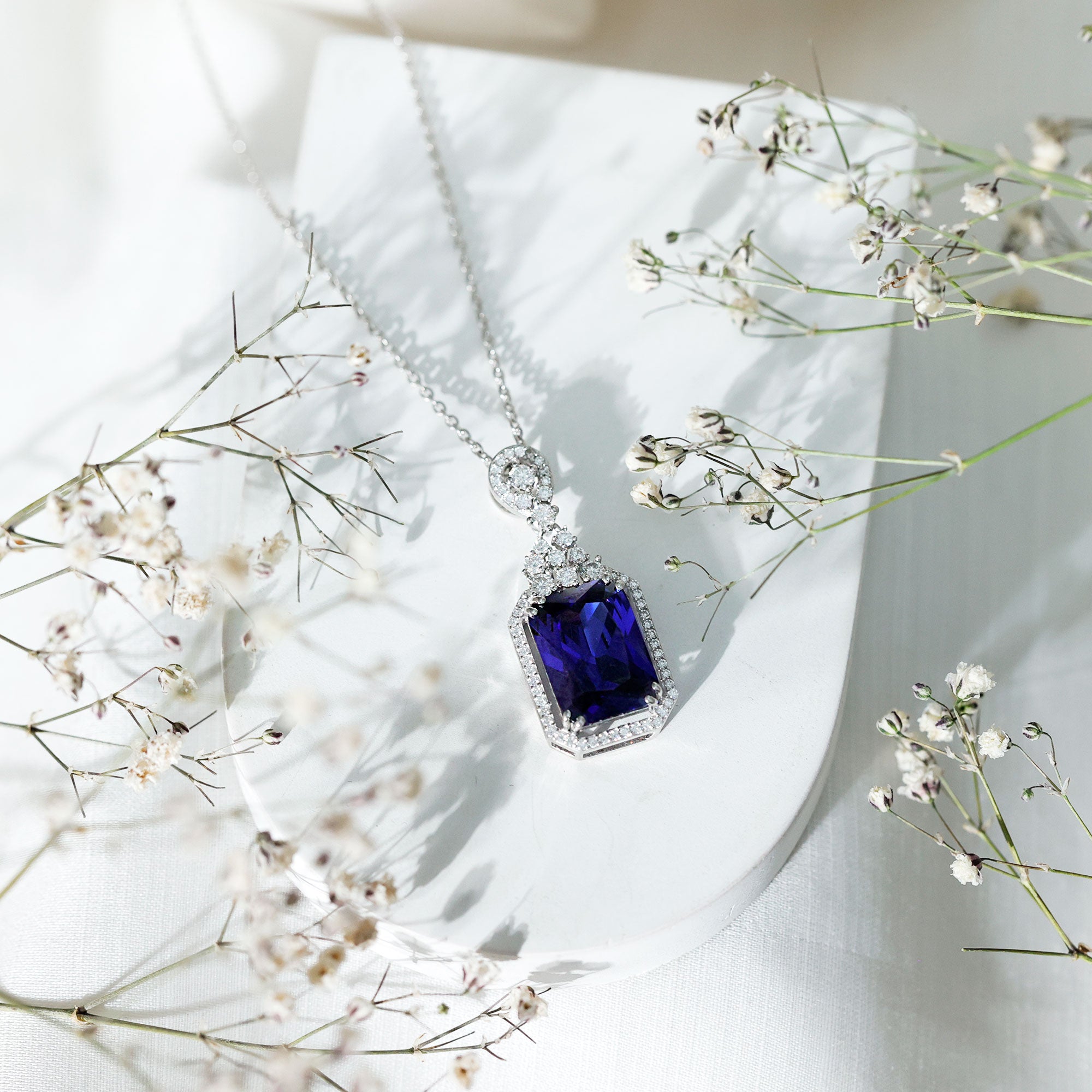 9 Carat Lab Grown Blue Sapphire Vintage Necklace With Silver Chain AAAA 92.5 Sterling Silver - Rosec Jewels