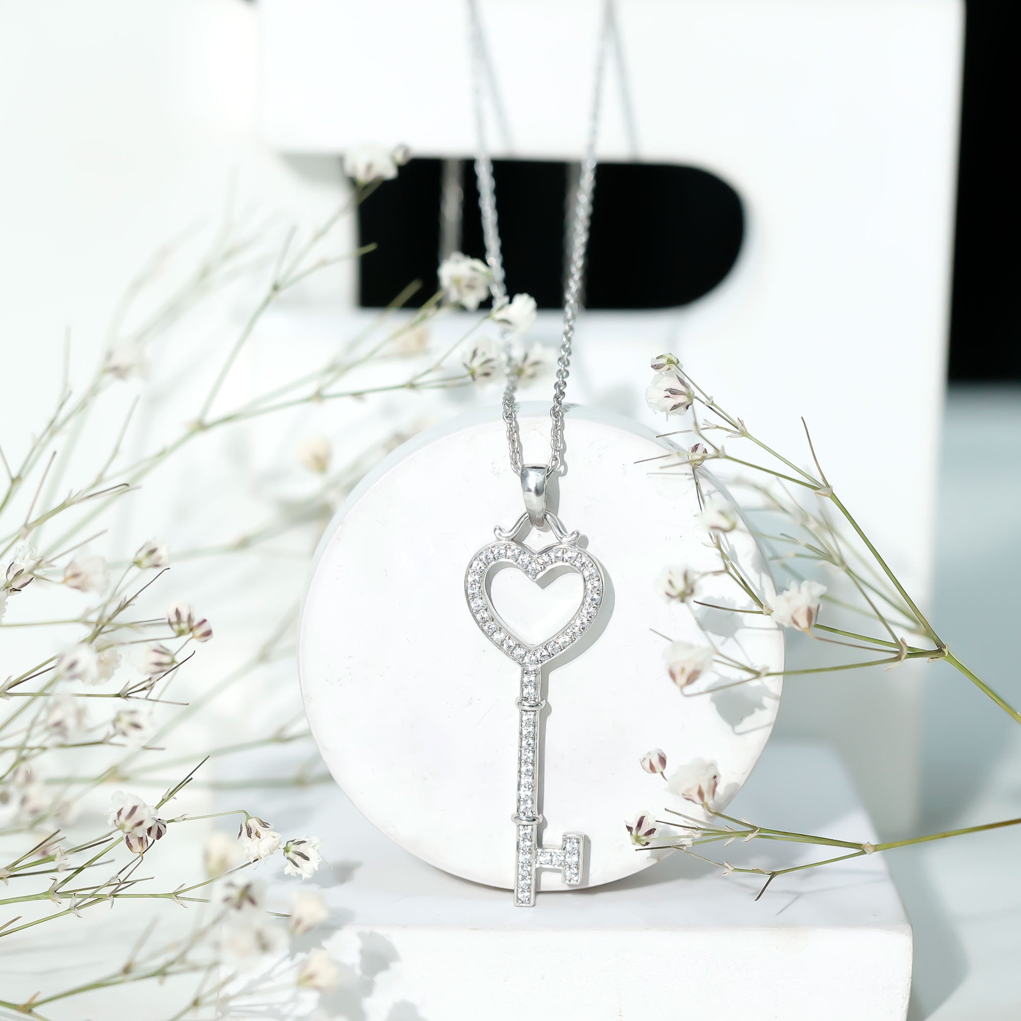 Open Heart Key Pendant with Zircon AAAA - Rosec Jewels