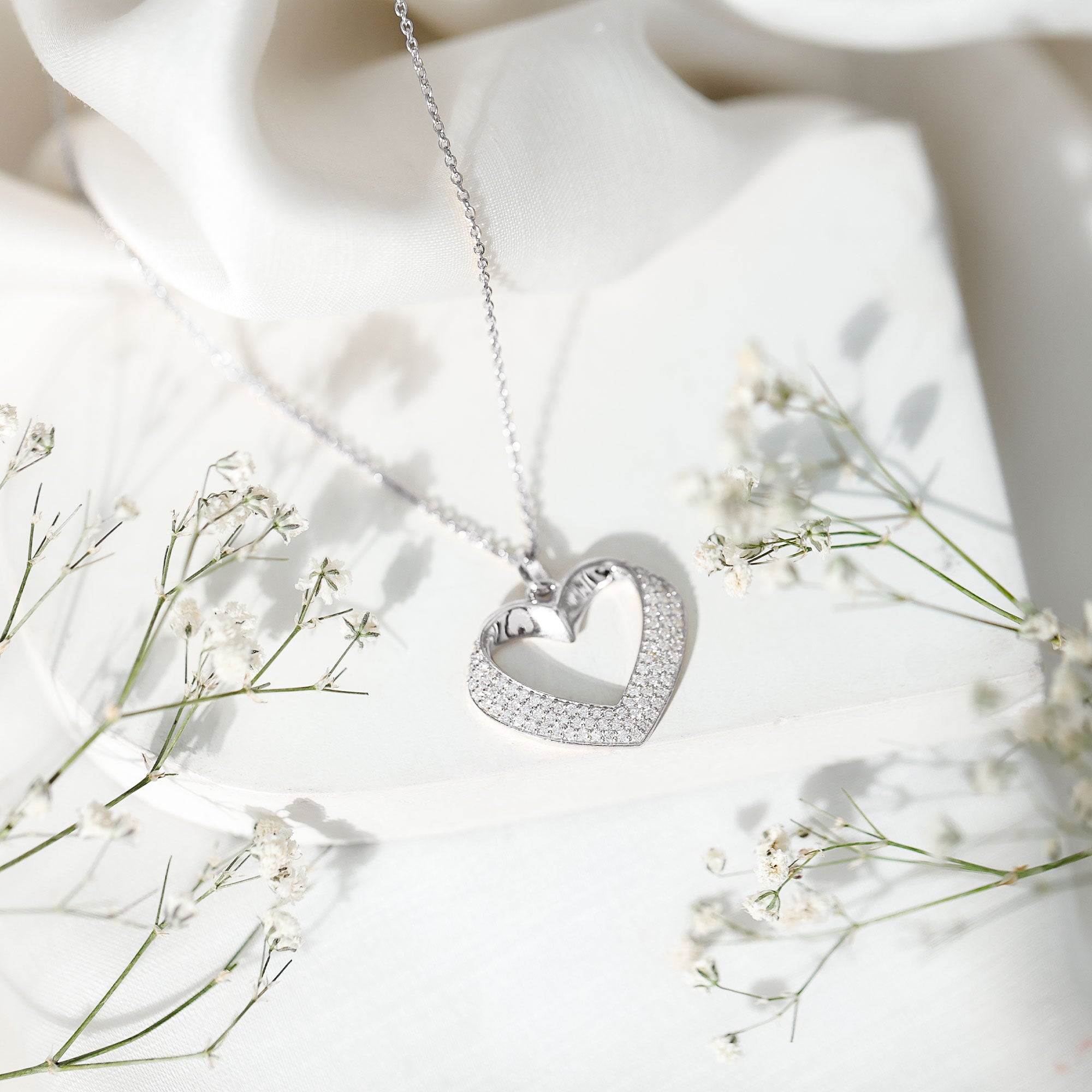 Certified Moissanite Heart Bridal Necklace With Chain D-VS1 - Rosec Jewels