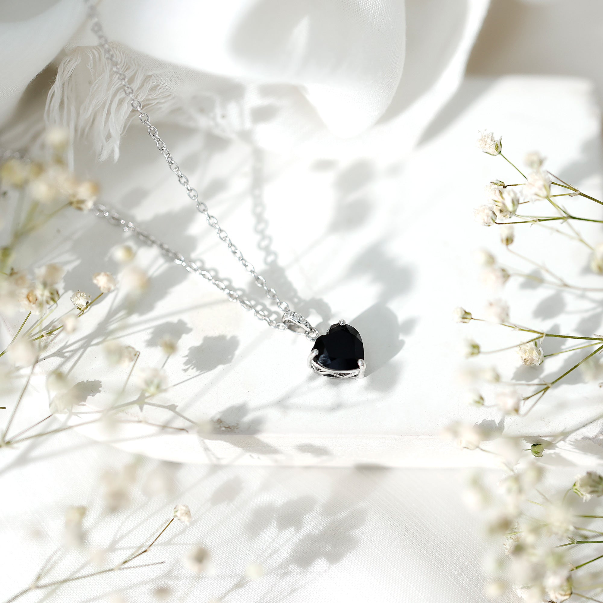 2 Carat Black Onyx Heart Pendant with Diamond AAA - Rosec Jewels