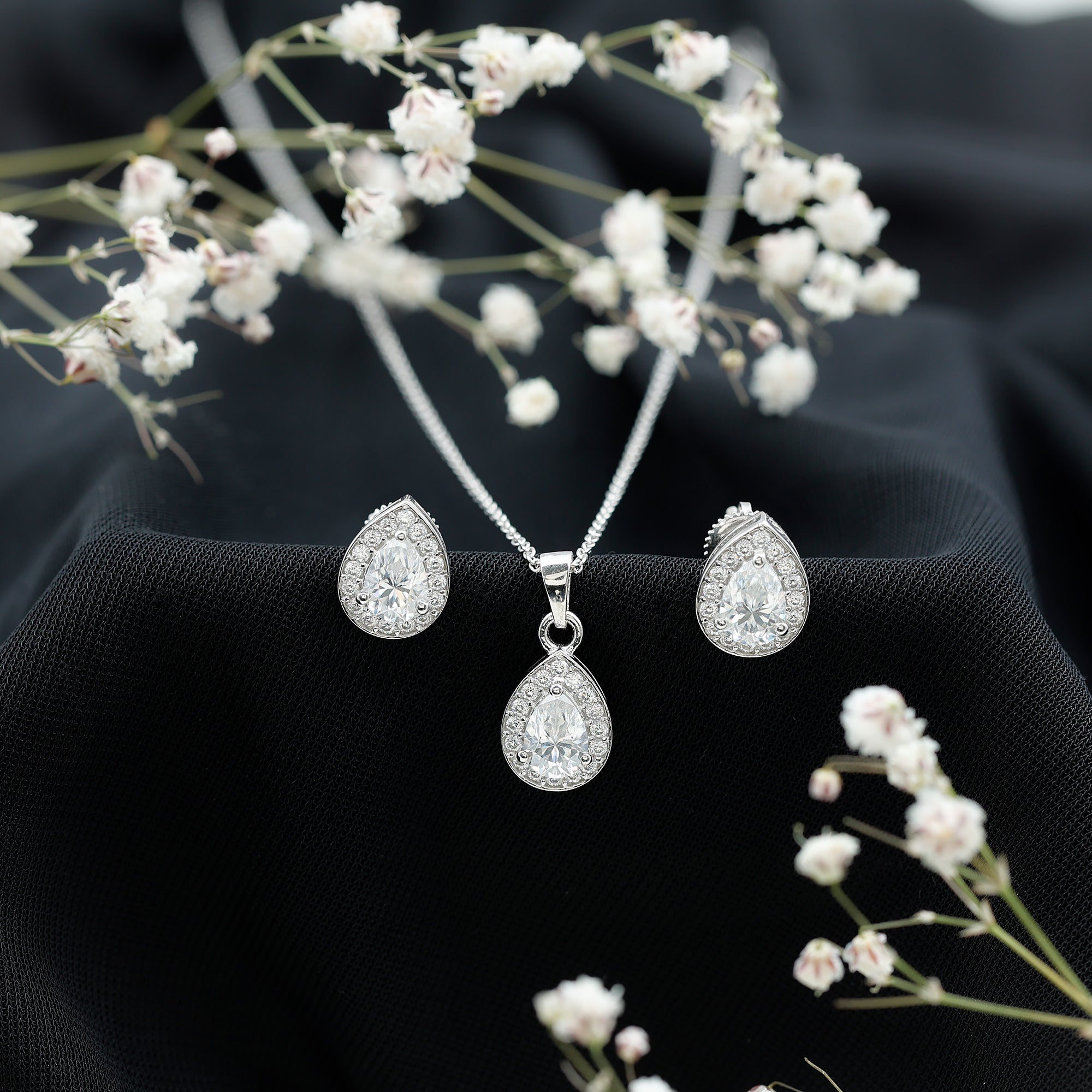 Certified Moissanite Teardrop Jewelry Set D-VS1 - Rosec Jewels