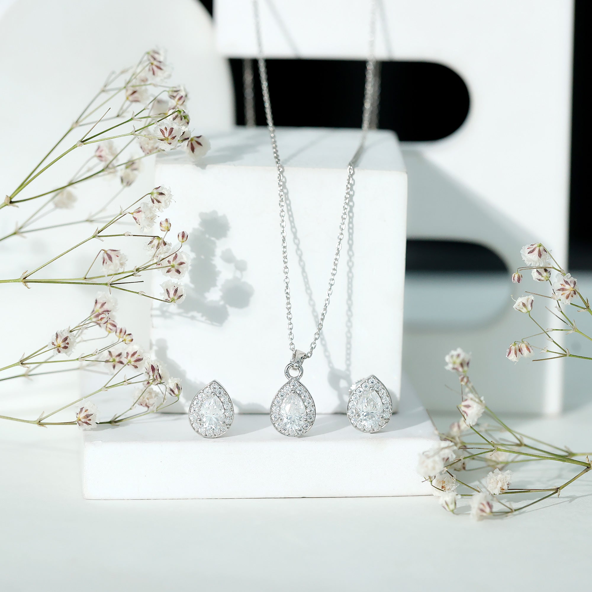 Certified Moissanite Teardrop Jewelry Set D-VS1 - Rosec Jewels