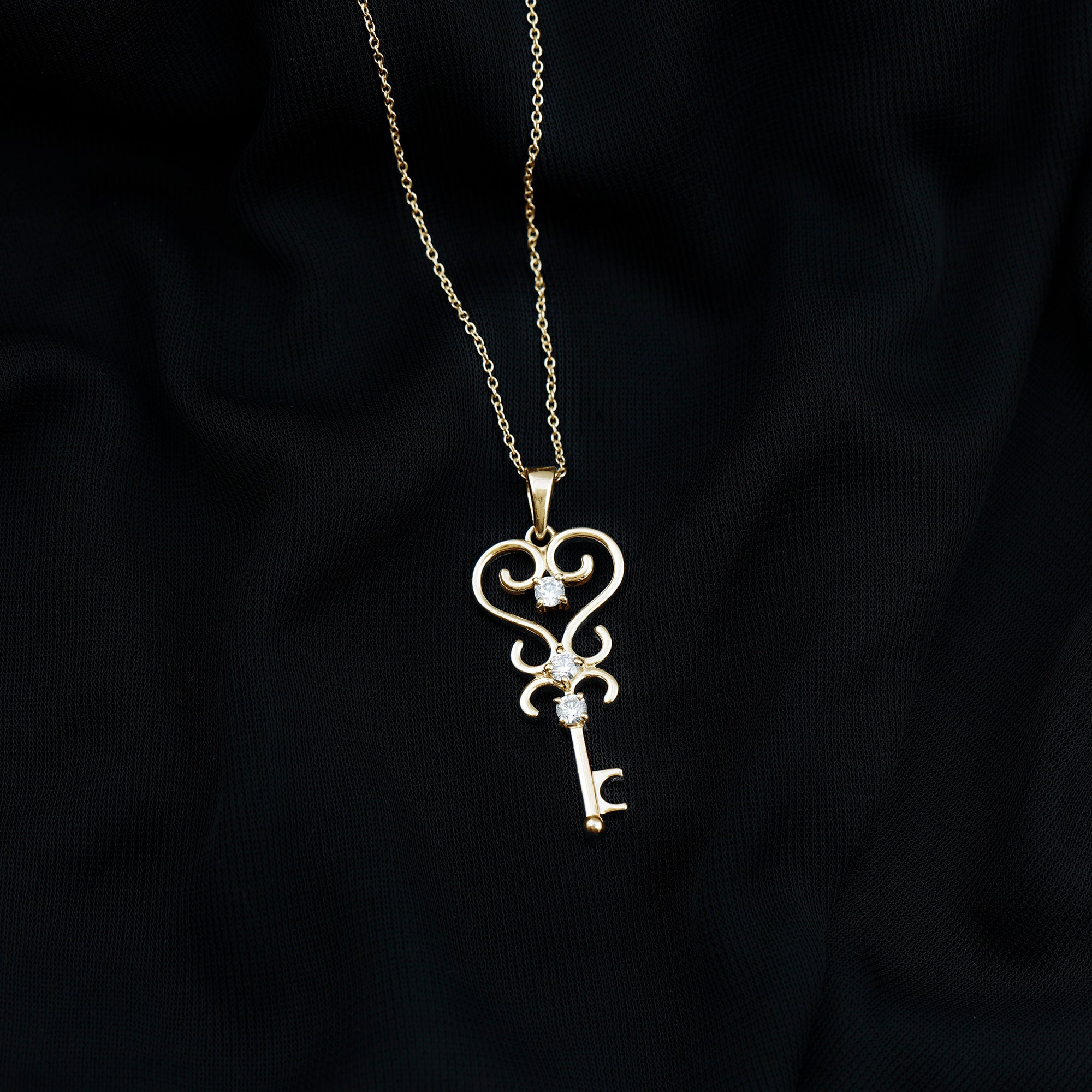 1/4 CT Vintage Zircon Key Pendant Necklace AAAA - Rosec Jewels
