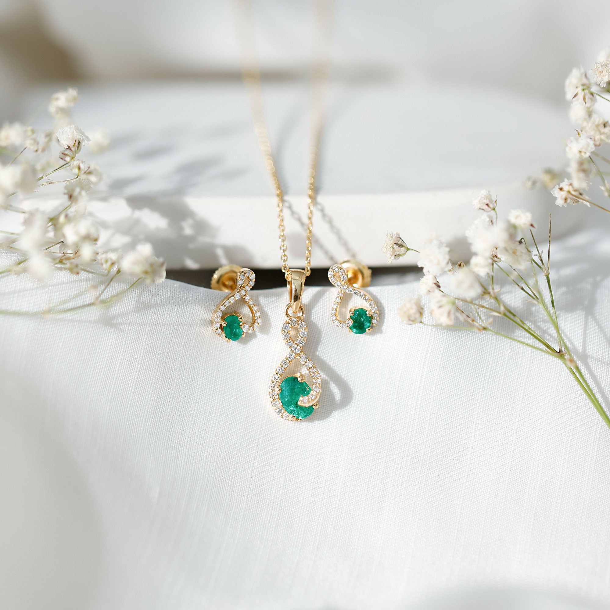 Natural Emerald and Diamond Wedding Jewelry Set AAA - Rosec Jewels