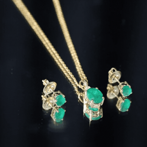 Genuine Emerald Solitaire Pendant and Earrings Set with Lab Grown Diamond AAA - Rosec Jewels