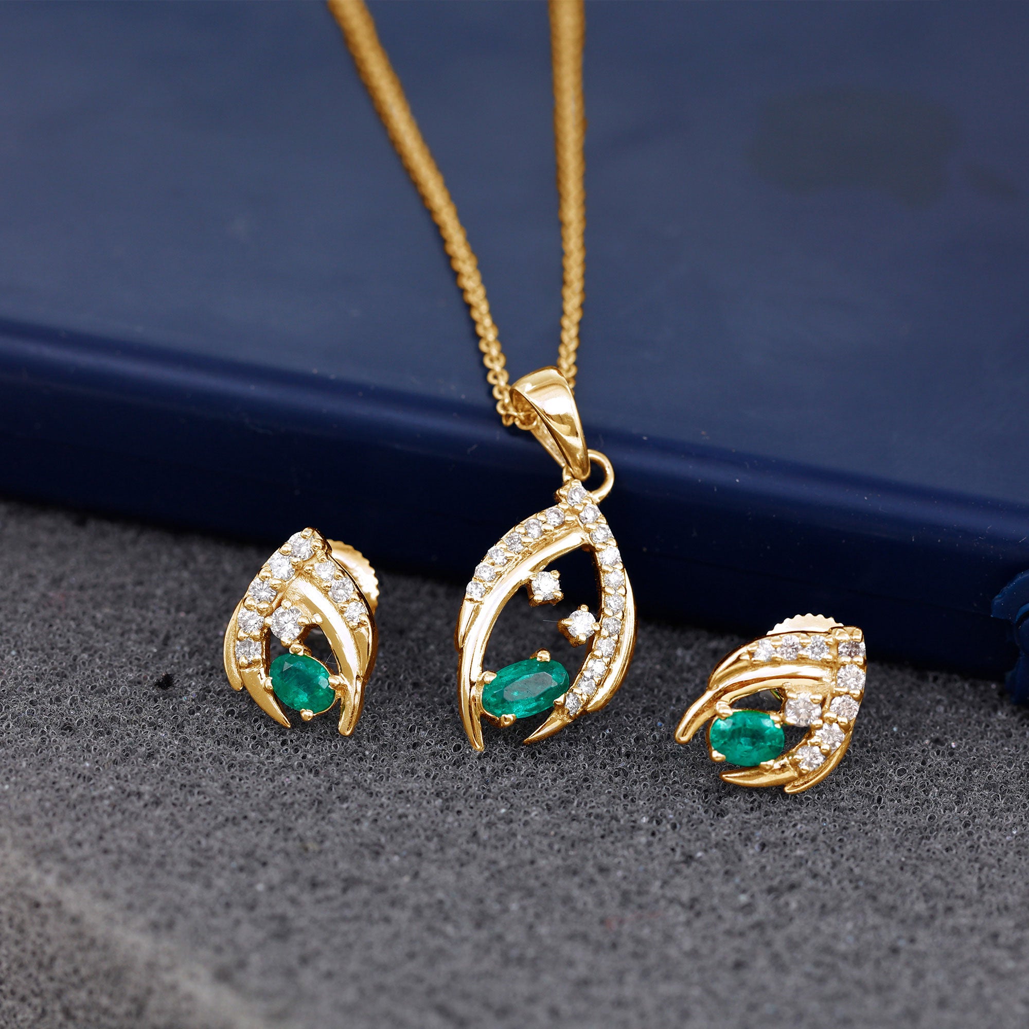 Minimalist Emerald and Diamond Necklace and Earrings Set AAA - Rosec Jewels