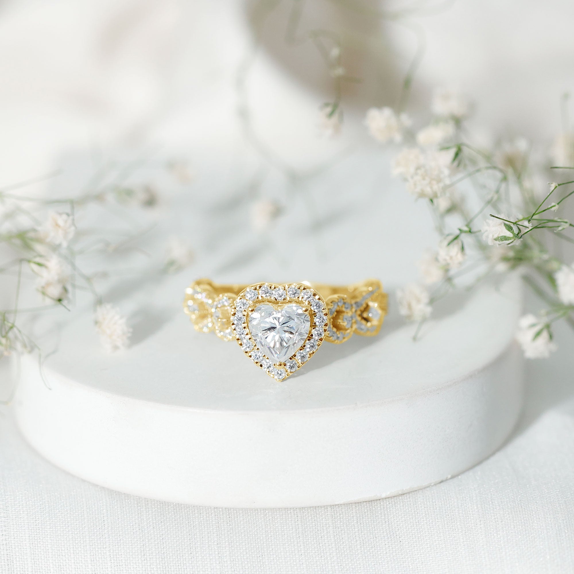 1.5 CT Heart Shape Moissanite Engagement Ring with Accent D-VS1 - Rosec Jewels