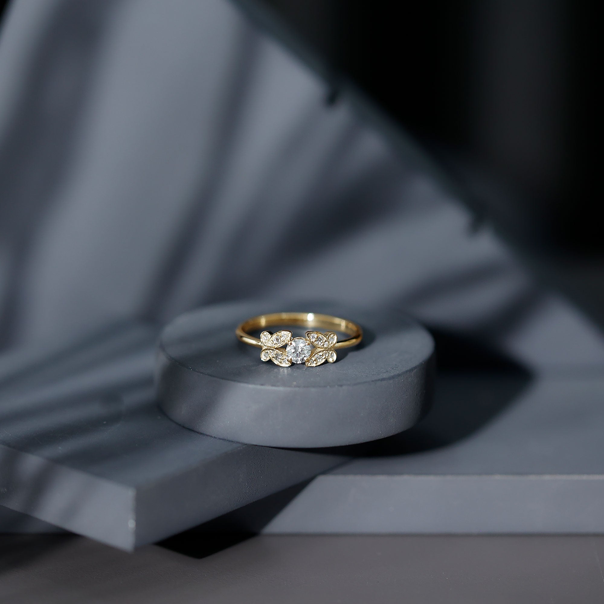 Rosec Jewels-Round Cut Diamond Nature Engagement Ring