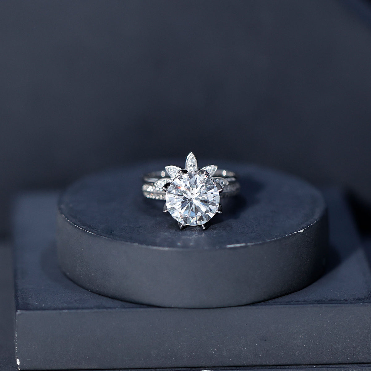 Floral Inspired Lab Grown 4 Carat Diamond Wedding Ring Set IGI Certified Lab - ( E-VS1 ) - Rosec Jewels