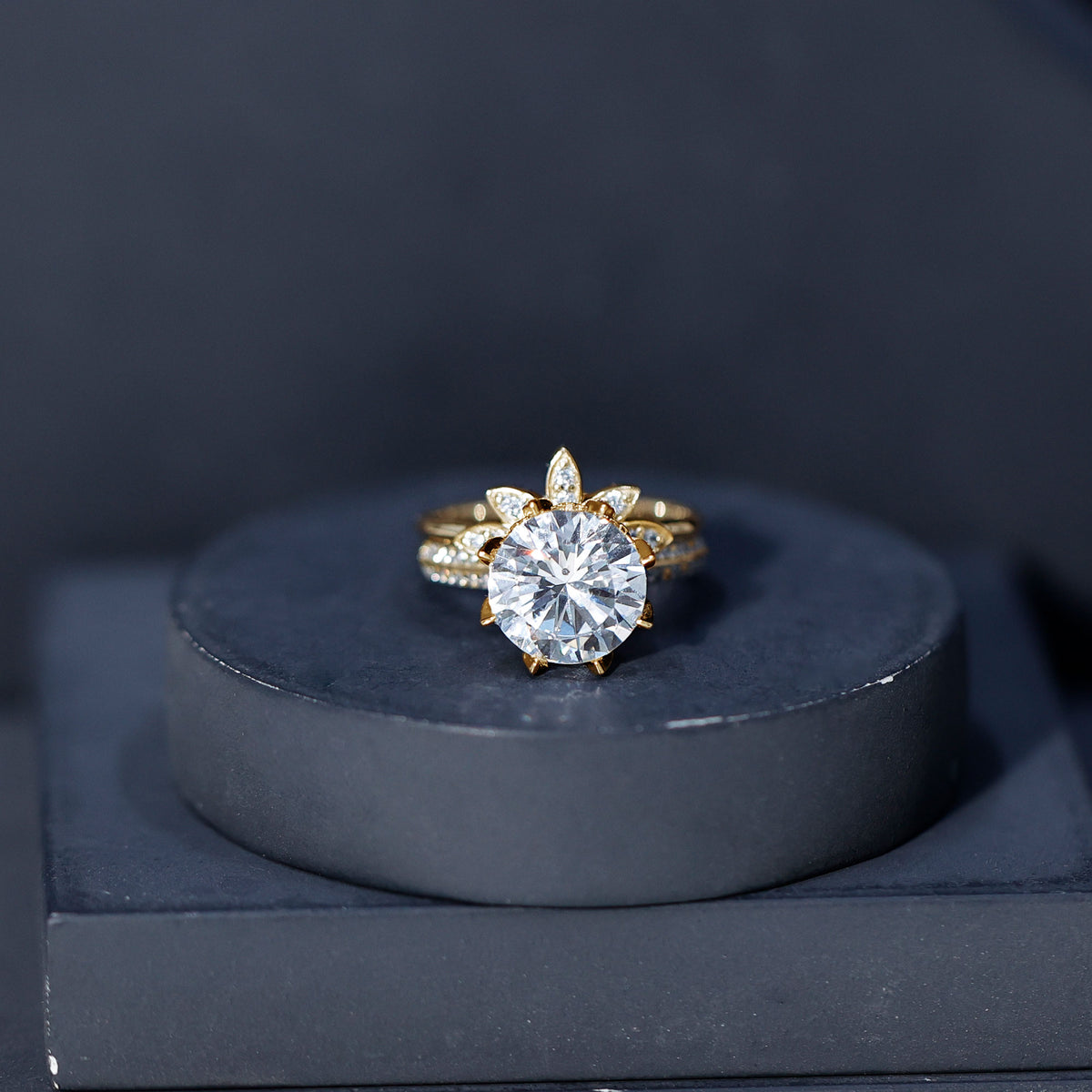 Floral Inspired Lab Grown 4 Carat Diamond Wedding Ring Set IGI Certified Lab - ( E-VS1 ) - Rosec Jewels