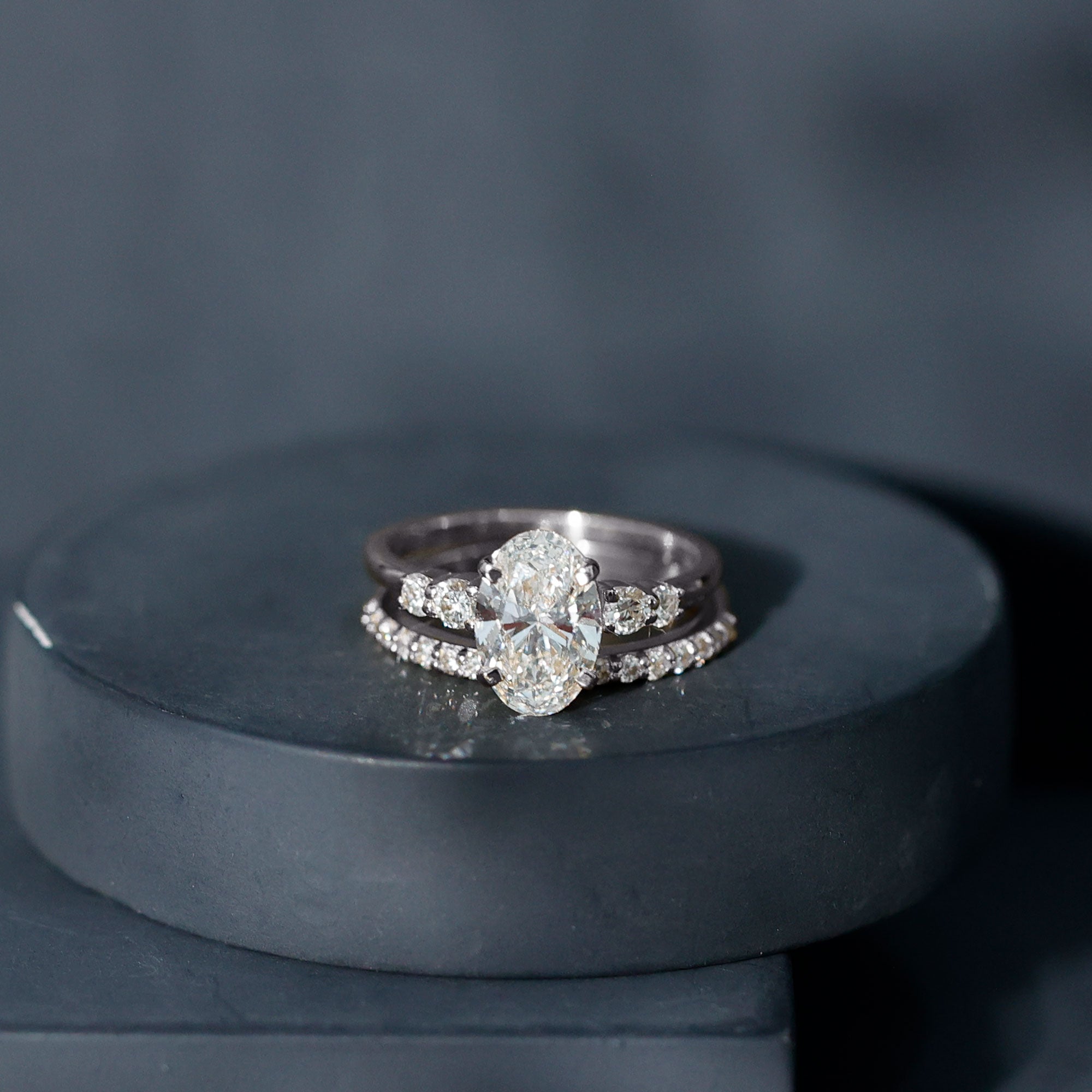 2 Carat Oval Shape Lab Diamond Bridal Ring Set with IGI Certificate Lab - ( E-VS1 ) - Rosec Jewels