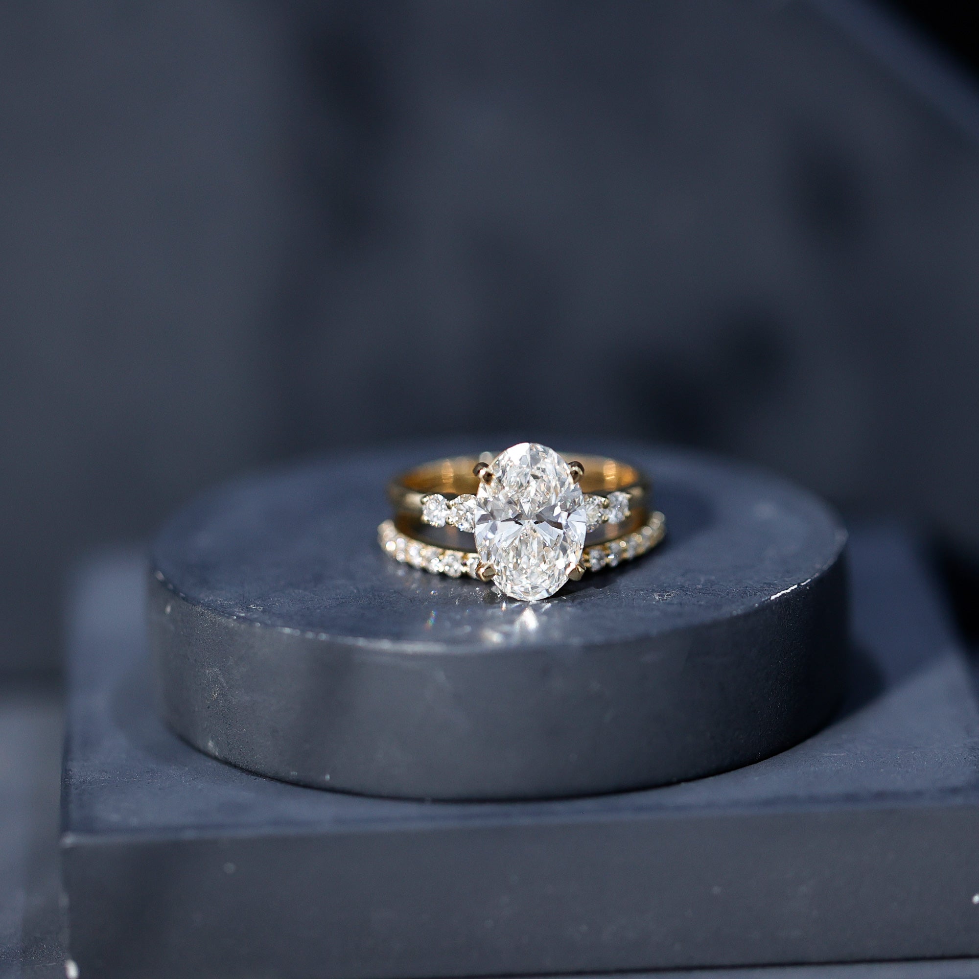 4 Carat Oval Wedding Ring Set with IGI Certified Lab Grown Diamond Lab - ( E-VS1 ) - Rosec Jewels
