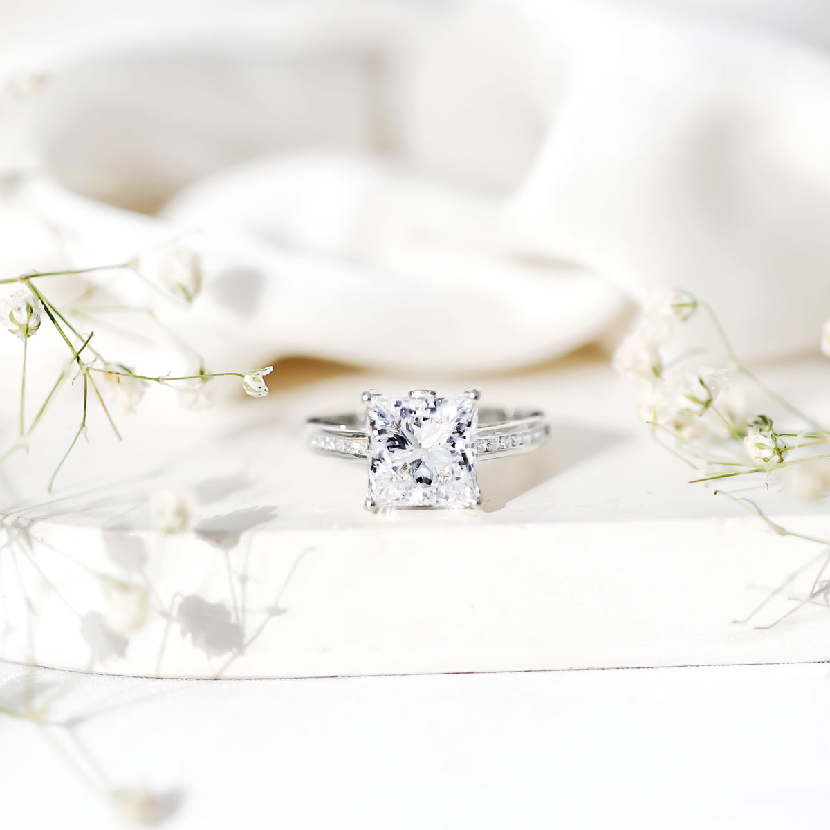 Solitaire Princess Cut Lab Grown Diamond Engagement Ring 4 Carat IGI Certified Lab - ( E-VS1 ) - Rosec Jewels