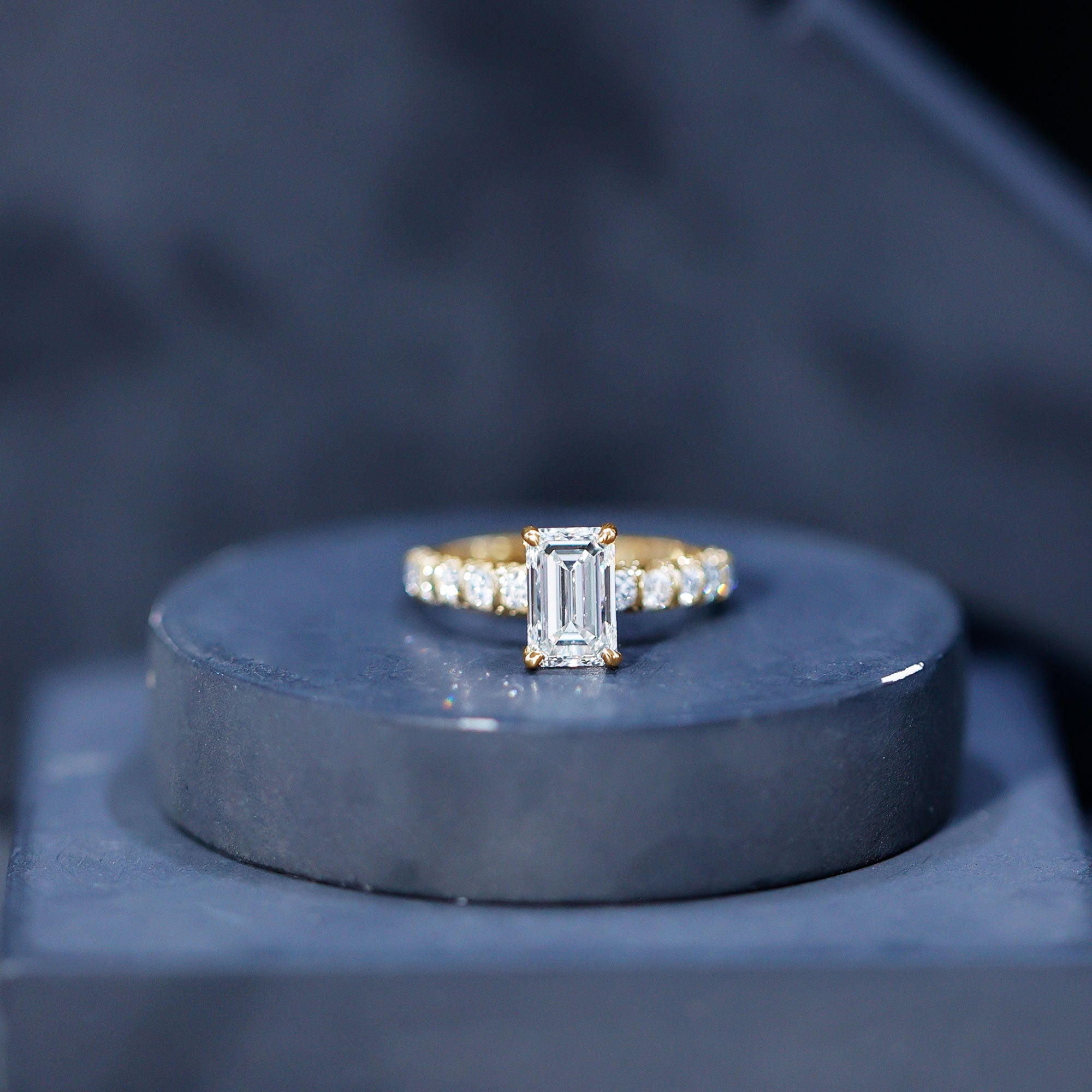 IGI Certified Lab Grown Diamond 2 Carat Emerald Cut Engagement Ring Lab - ( E-VS1 ) - Rosec Jewels