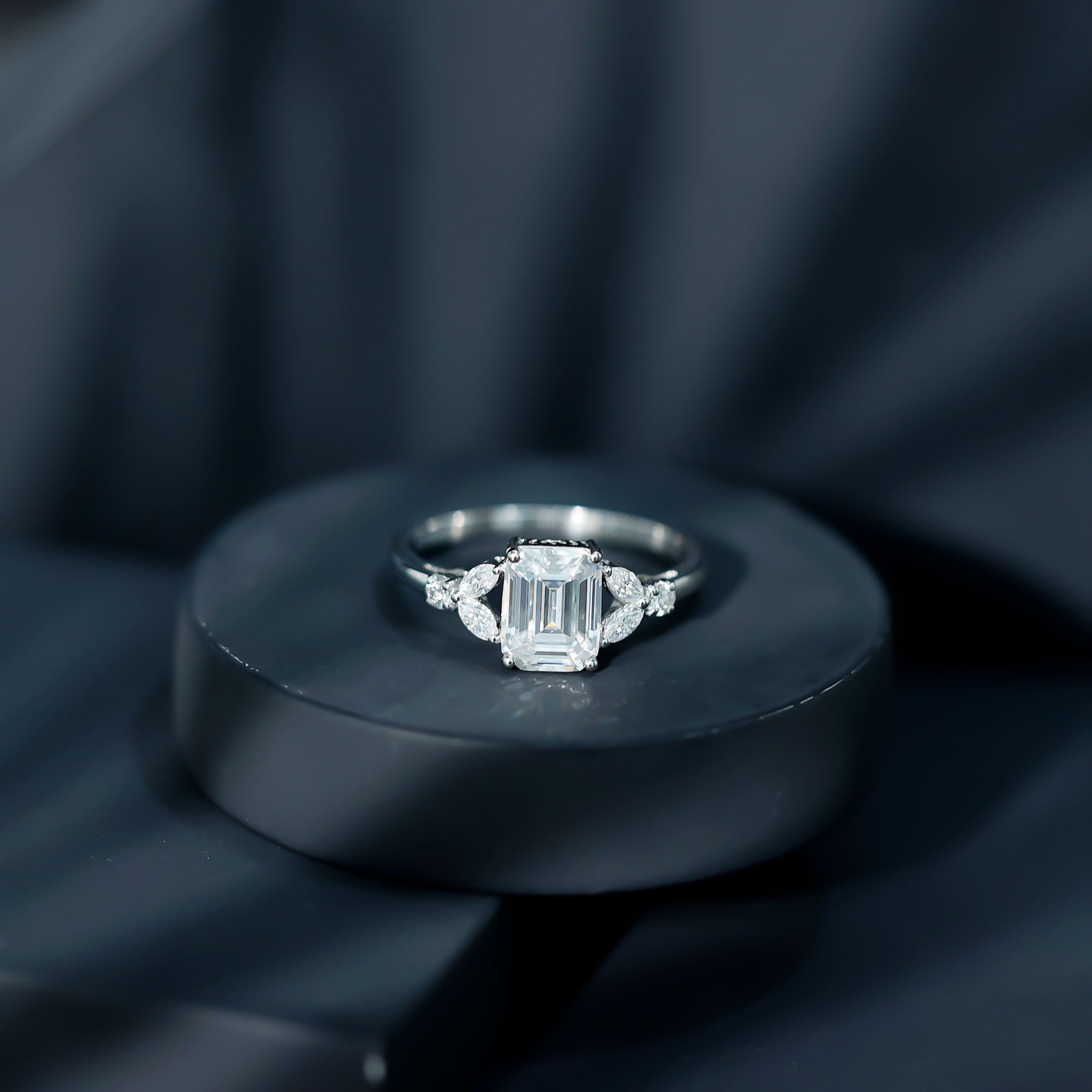 IGI Certified Emerald Cut Lab Grown Diamond Split Shank Engagement Ring 2 Carat Lab - ( E-VS1 ) - Rosec Jewels