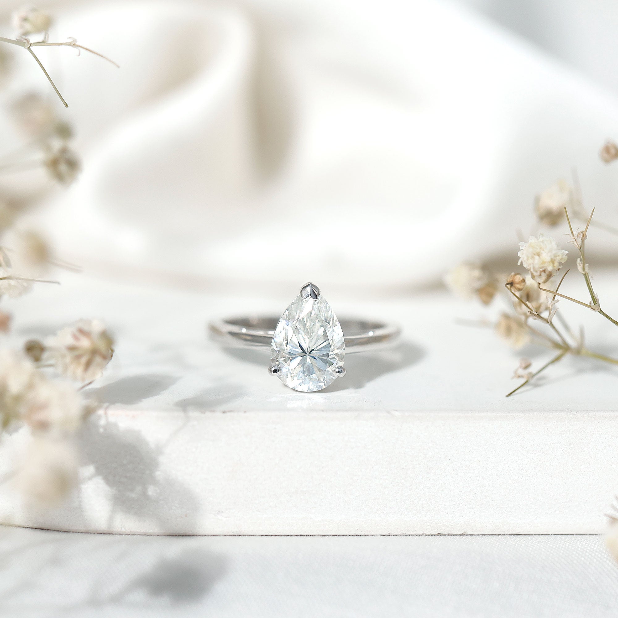 2 CT Moissanite Pear Shaped Engagement Ring for Women D-VS1 - Rosec Jewels