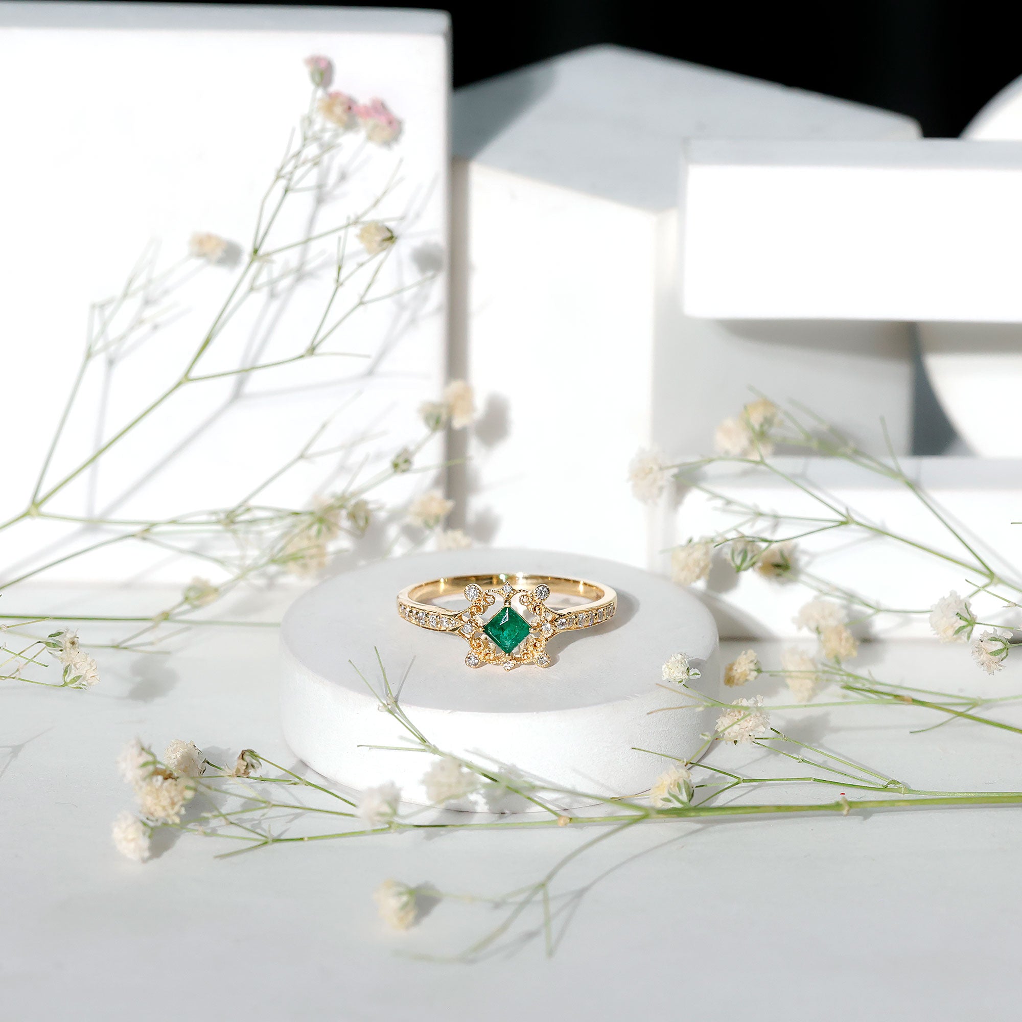 Antique Looking Emerald and Diamond Engagement Ring for Women AAA - Rosec Jewels