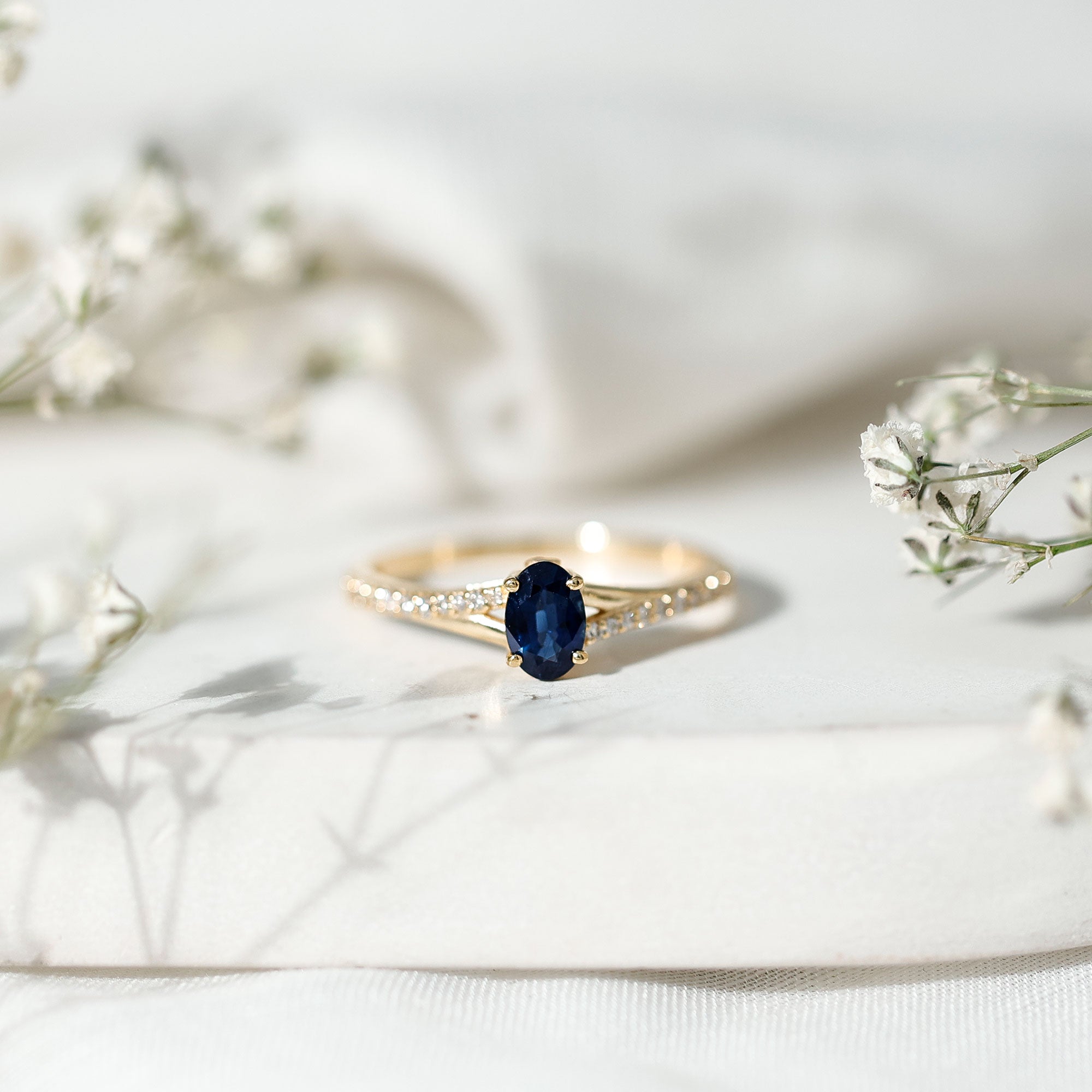Rosec Jewels-Natural 0.6 Carat Blue Sapphire Minimal Engagement Ring with Diamond Split Shank