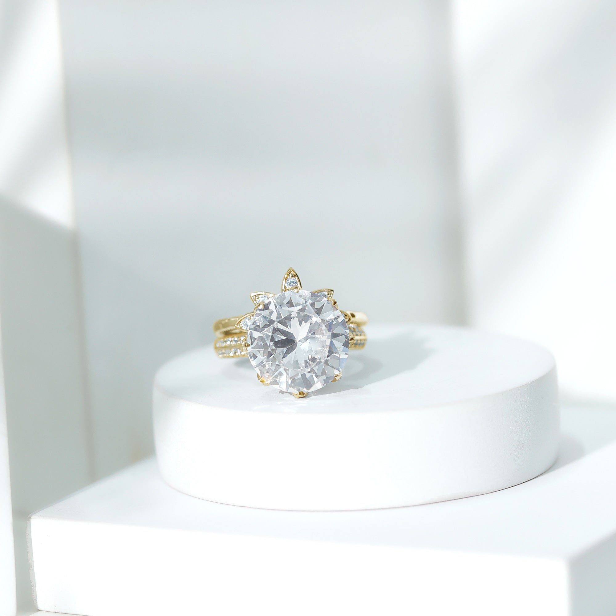 10MM Round Moissanite Flower Engagement Ring With Enhancer D-VS1 - Rosec Jewels