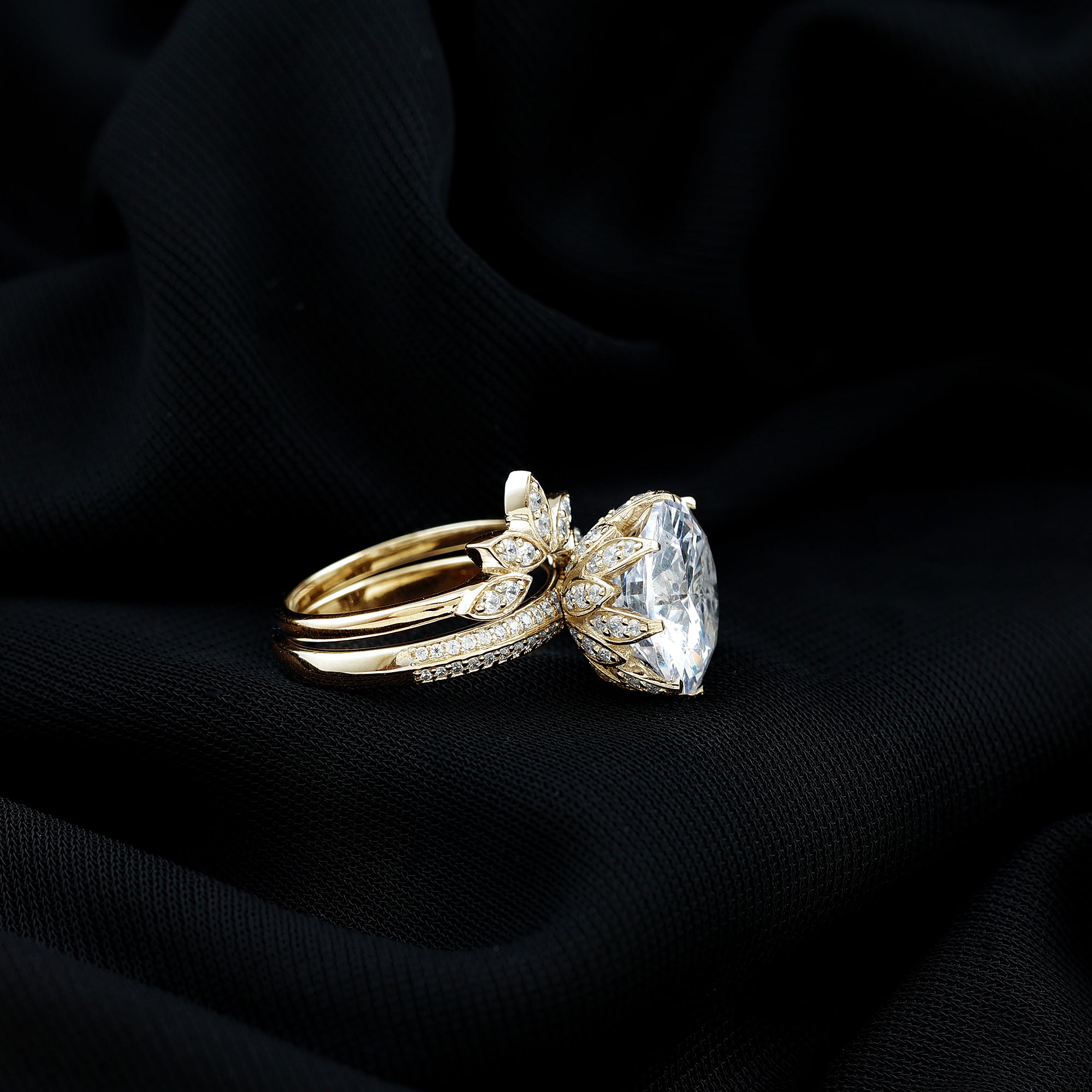 10MM Round Moissanite Flower Engagement Ring With Enhancer D-VS1 - Rosec Jewels