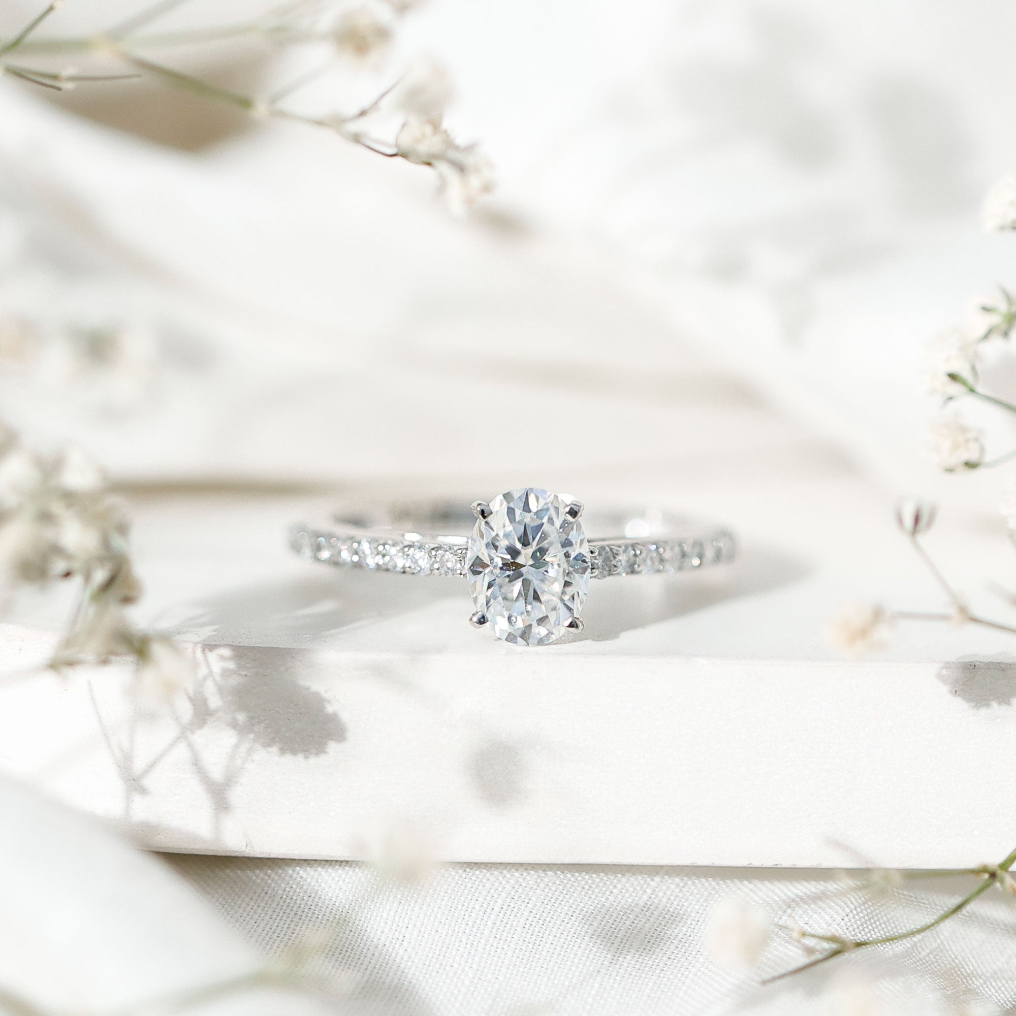 Brilliant Cut Moissanite Oval Engagement Ring D-VS1 - Rosec Jewels