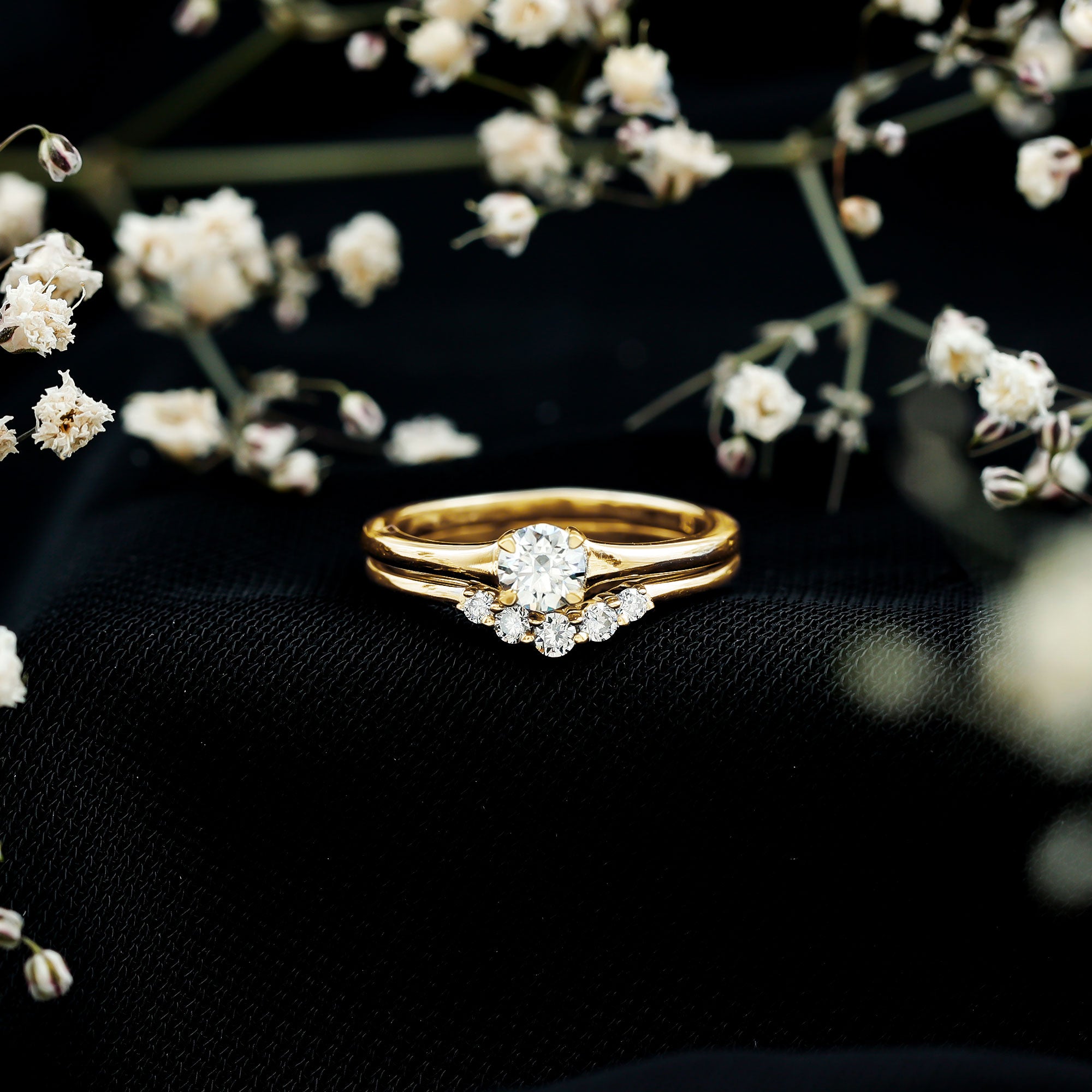 Round Cut Moissanite Engagement Ring with Wedding Band D-VS1 - Rosec Jewels