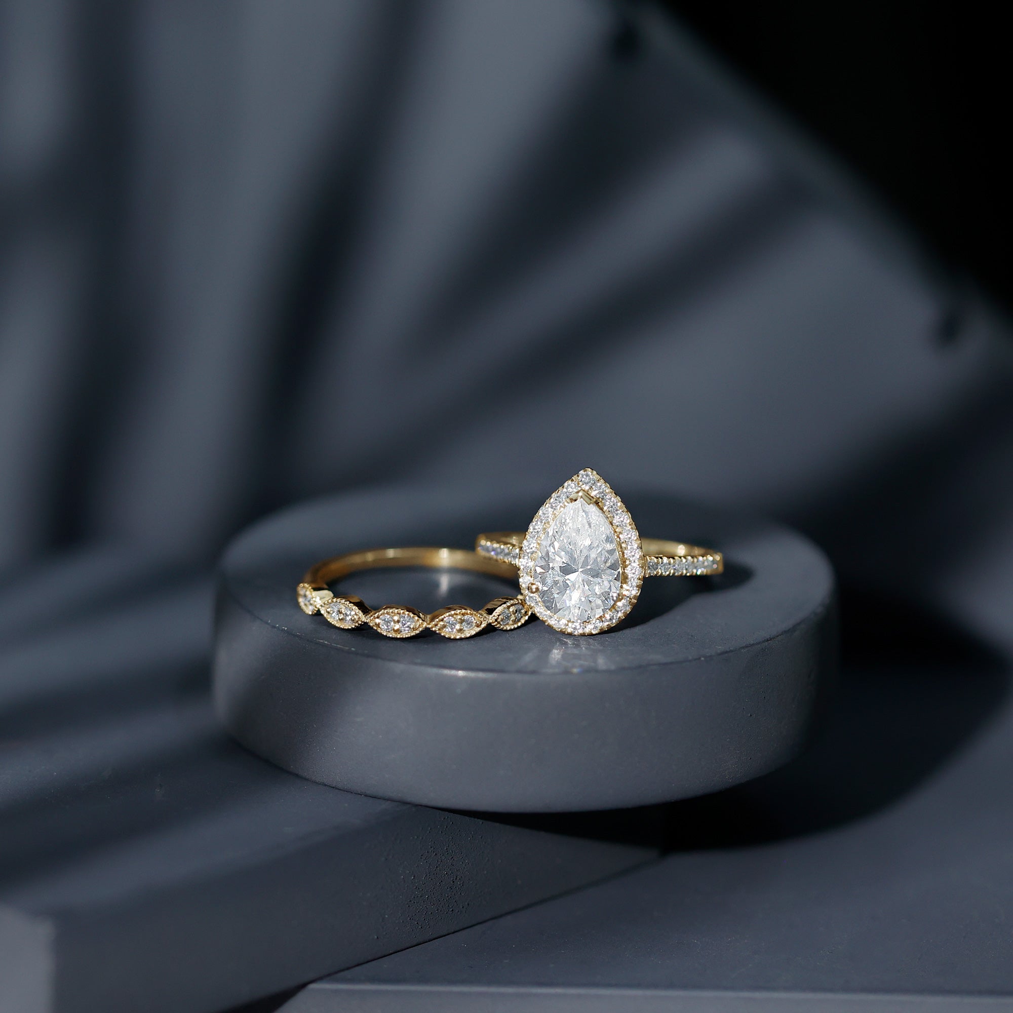 Certified Moissanite Teardrop Engagement Ring Set D-VS1 - Rosec Jewels