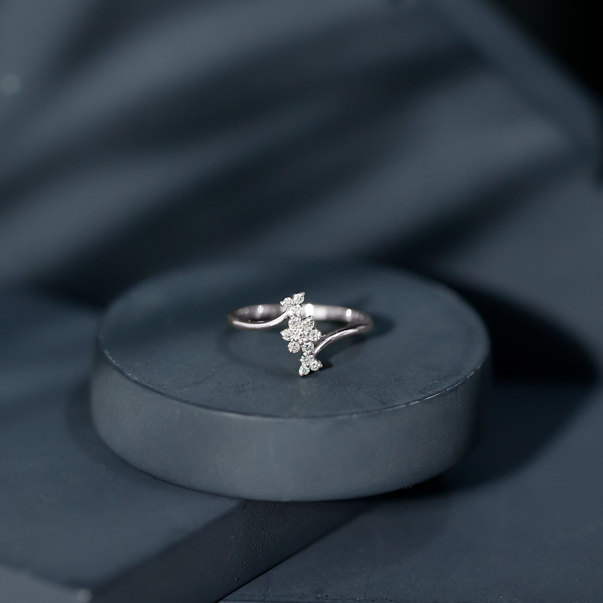 Round Cut Diamond Floral Promise Ring Natural - ( HI-SI ) - Rosec Jewels