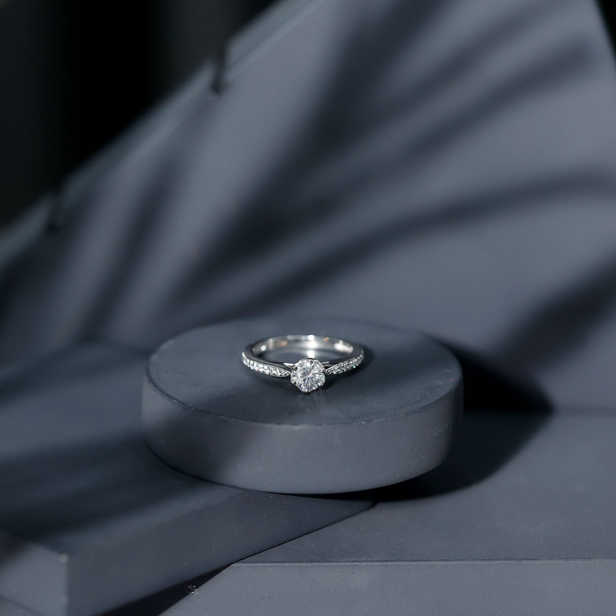 Rosec Jewels-Lotus Basket Set Moissanite Solitaire Engagement Ring for Women