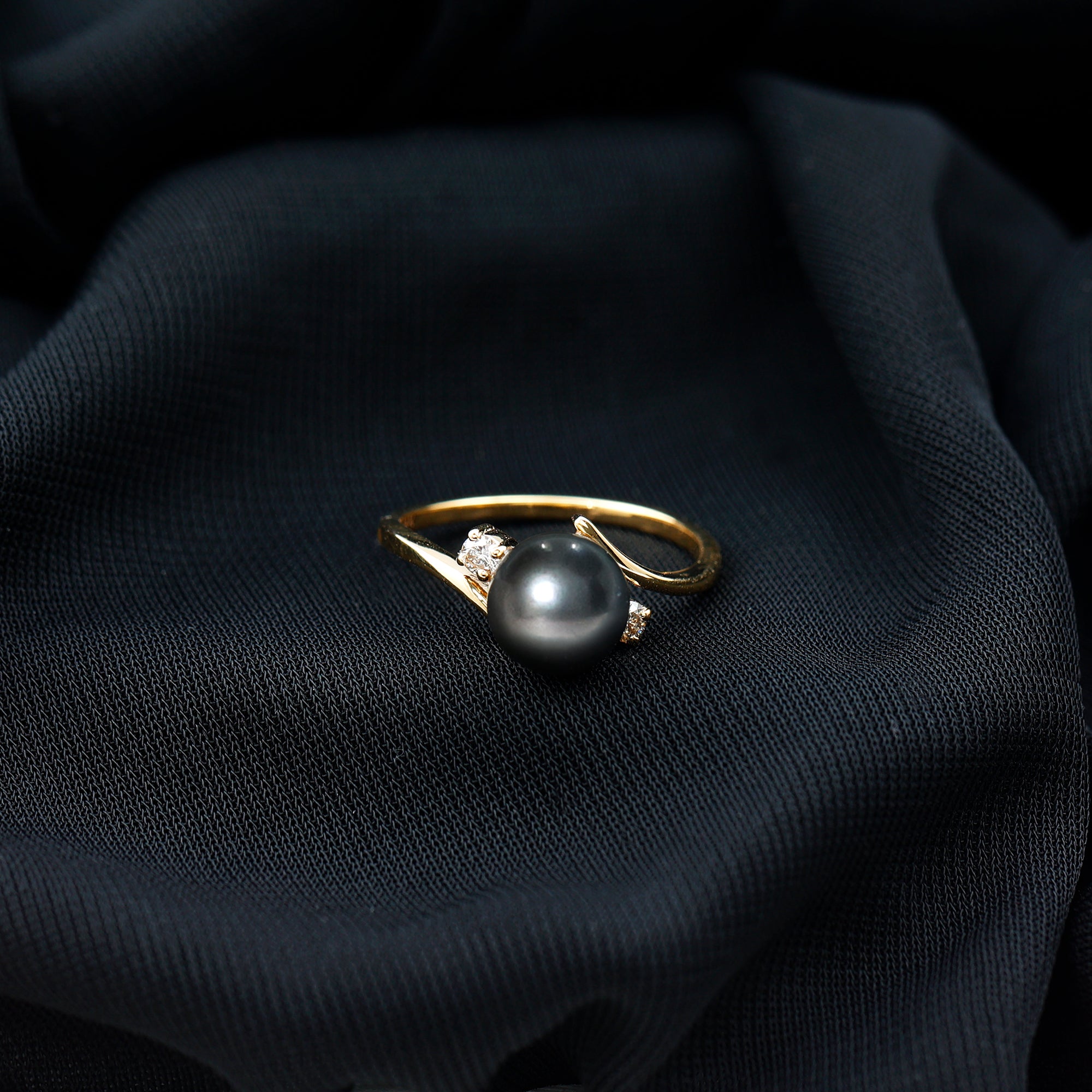 Rosec Jewels-Natural Tahitian Black Pearl Diamond Vintage Engagement Ring