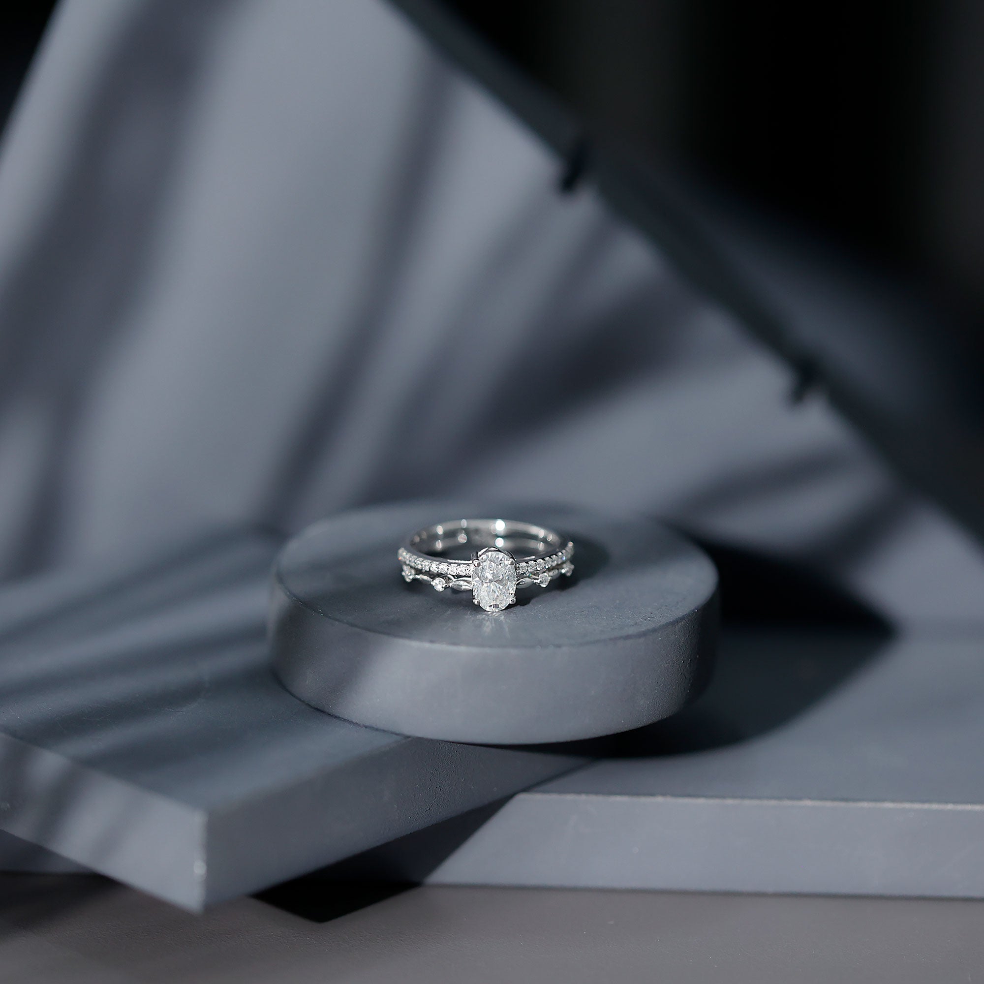 Oval Cut Moissanite Engagement Ring For Women D-VS1 - Rosec Jewels
