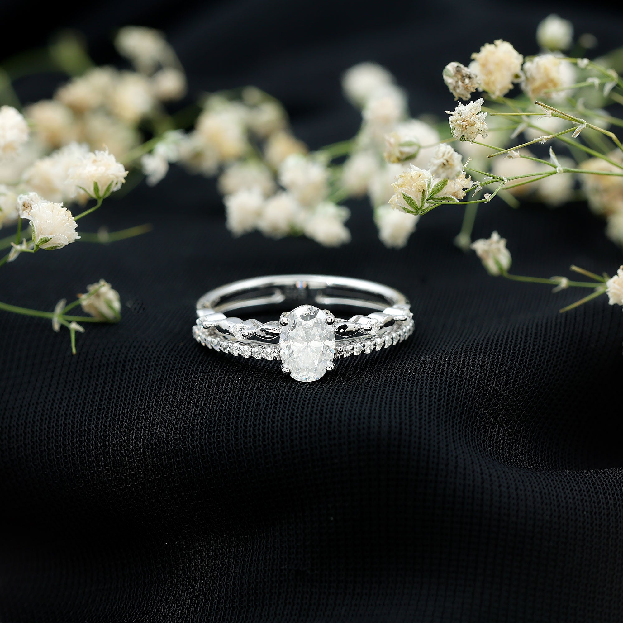 Oval Cut Moissanite Engagement Ring For Women D-VS1 - Rosec Jewels