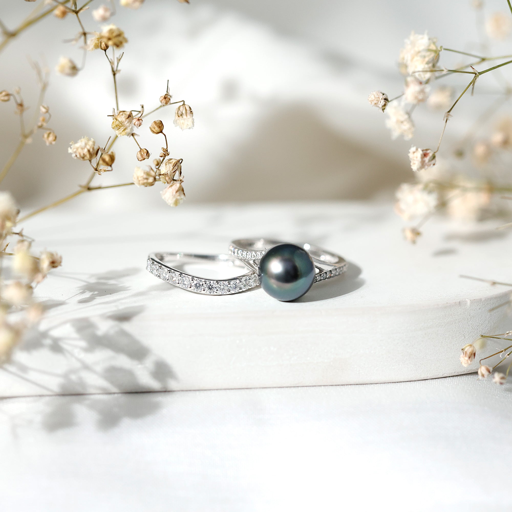 Rosec Jewels-Designer Tahitian Black Pearl Wedding Ring Set with Moissanite