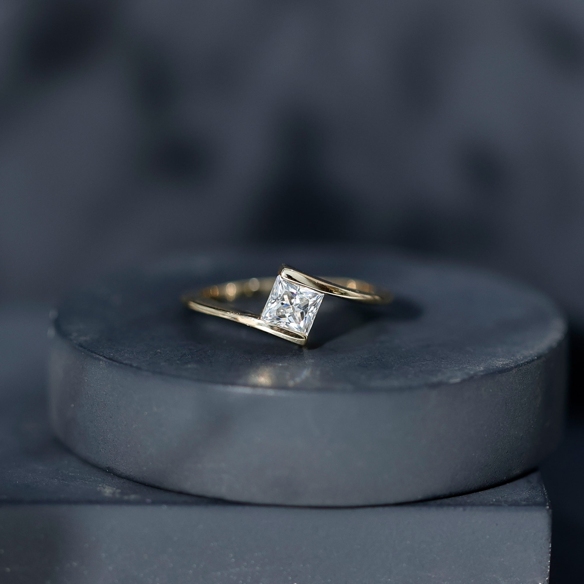 Classic Princess Cut Moissanite Solitaire Bypass Ring D-VS1 - Rosec Jewels