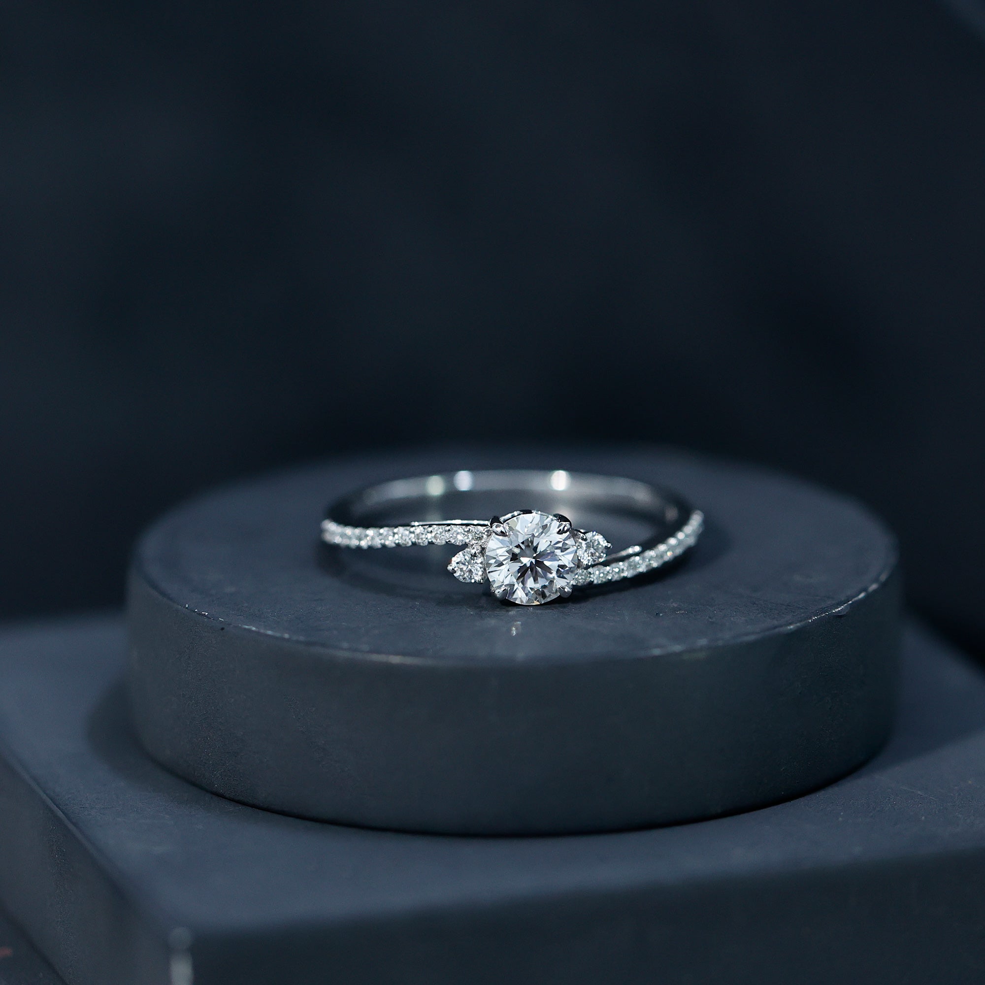 Round Shape Moissanite Bypass Engagement Ring with Side Stones D-VS1 - Rosec Jewels