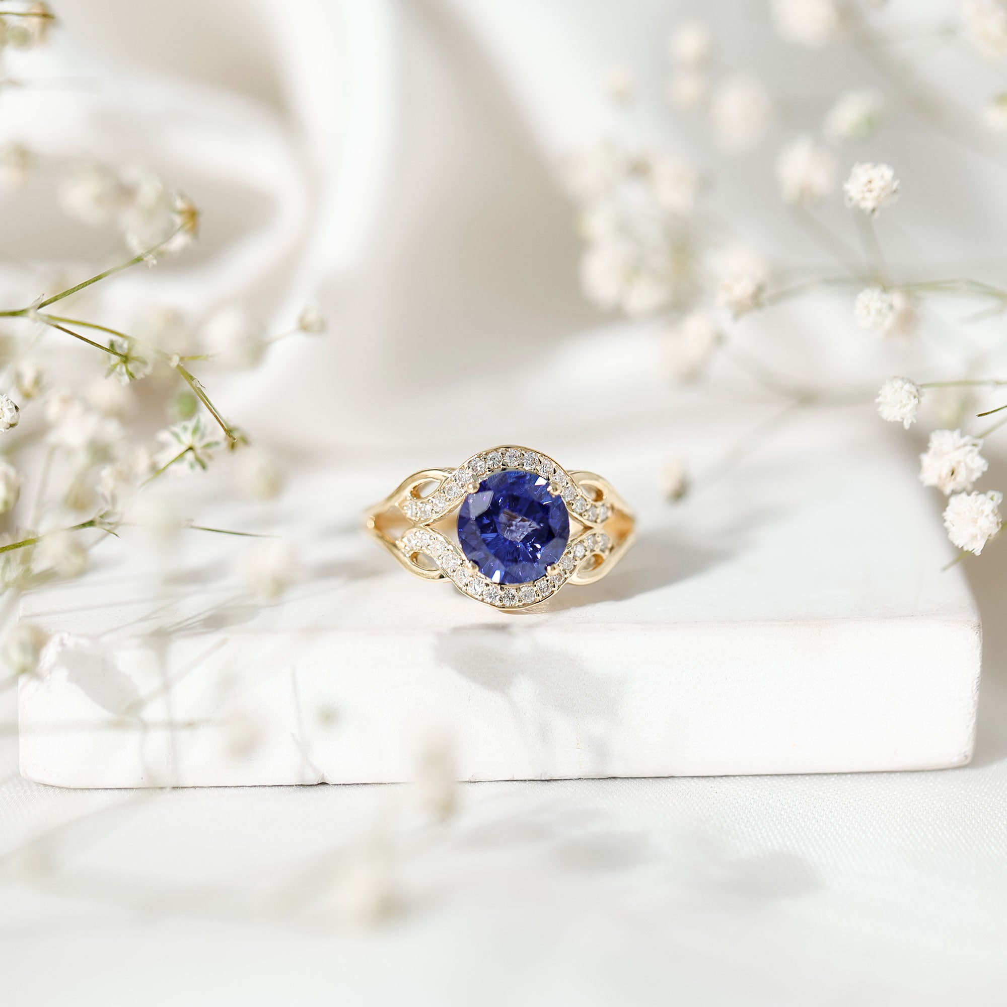 Rosec Jewels-Certified Lab Grown Blue Sapphire Antique engagement ring with Diamond